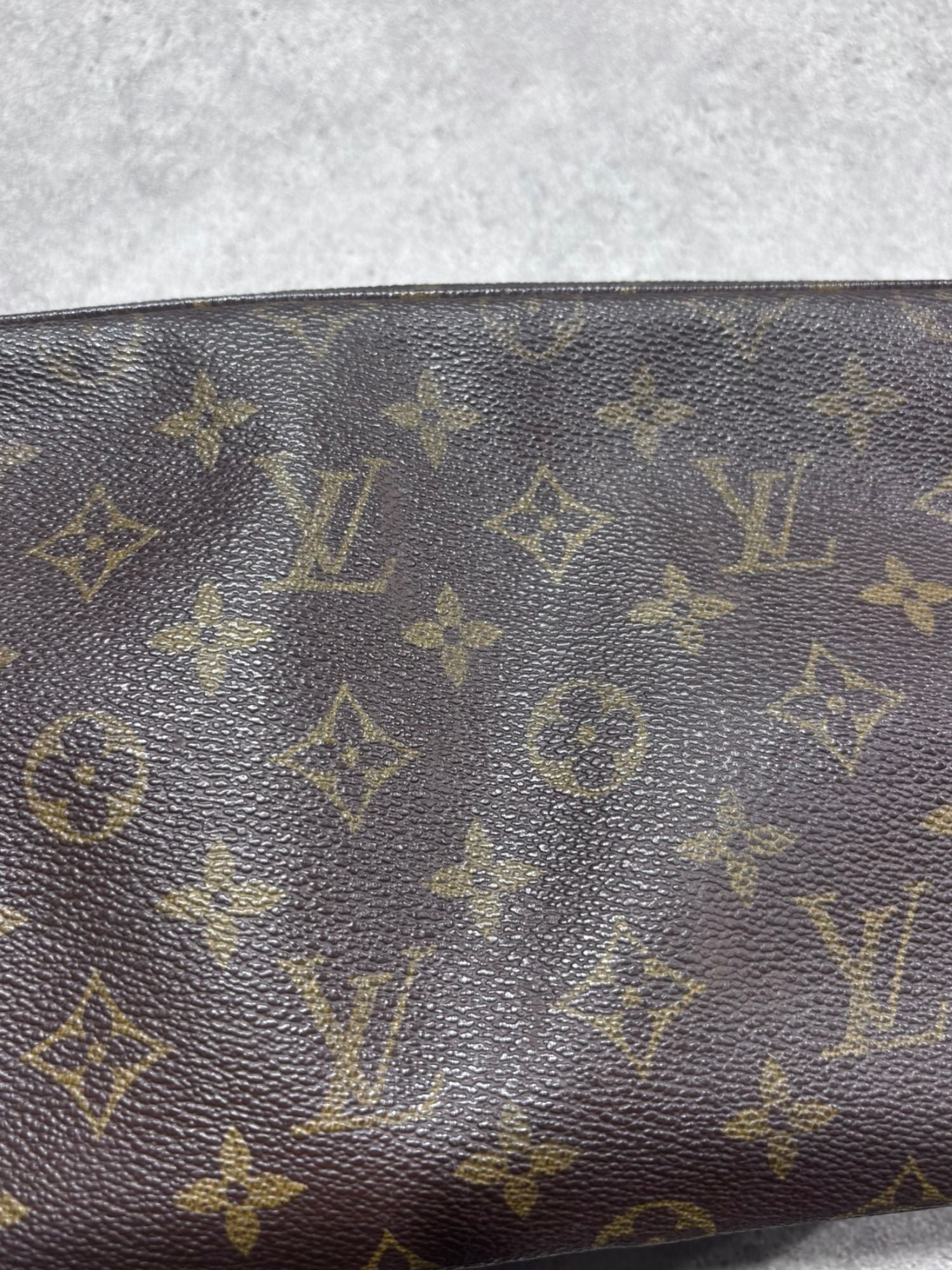 Trousse de toilette Louis Vuitton