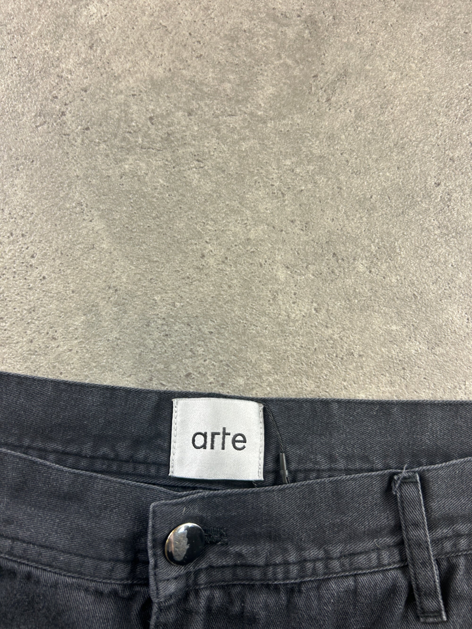 Pantalon Arte multilogos (L)