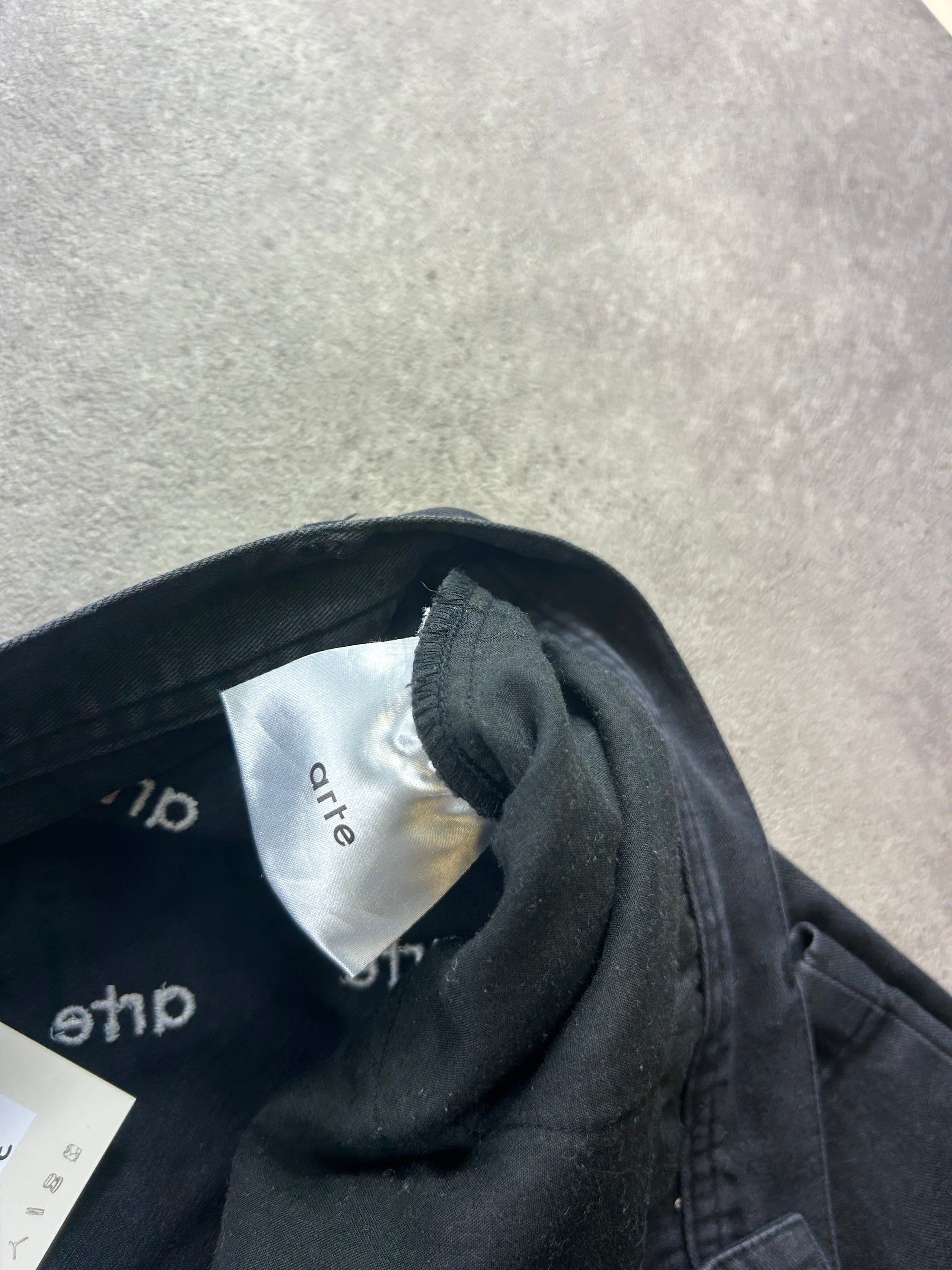 Pantalon Arte multilogos (L)