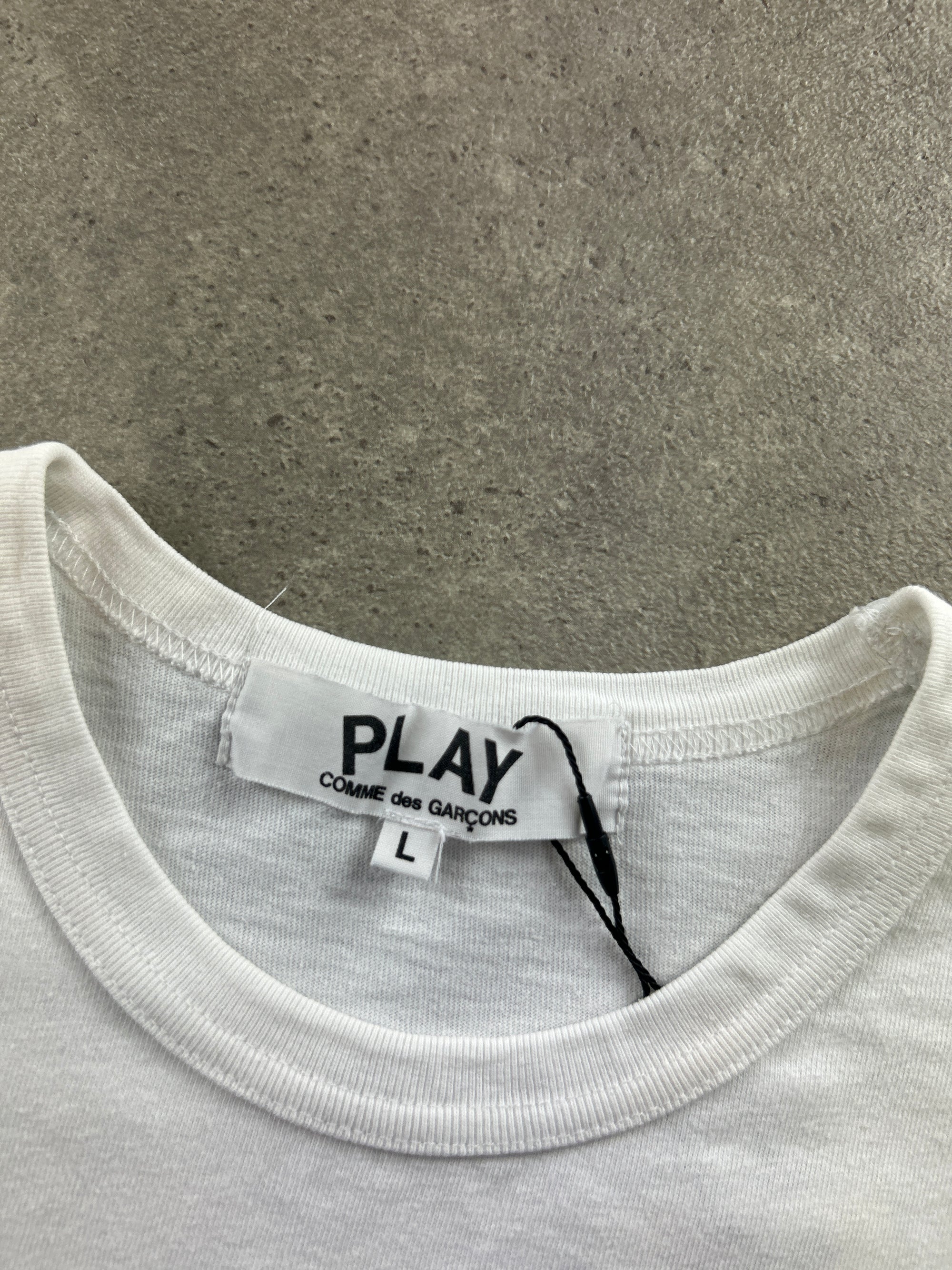 T-shirt Comme des Garçons (L femme)