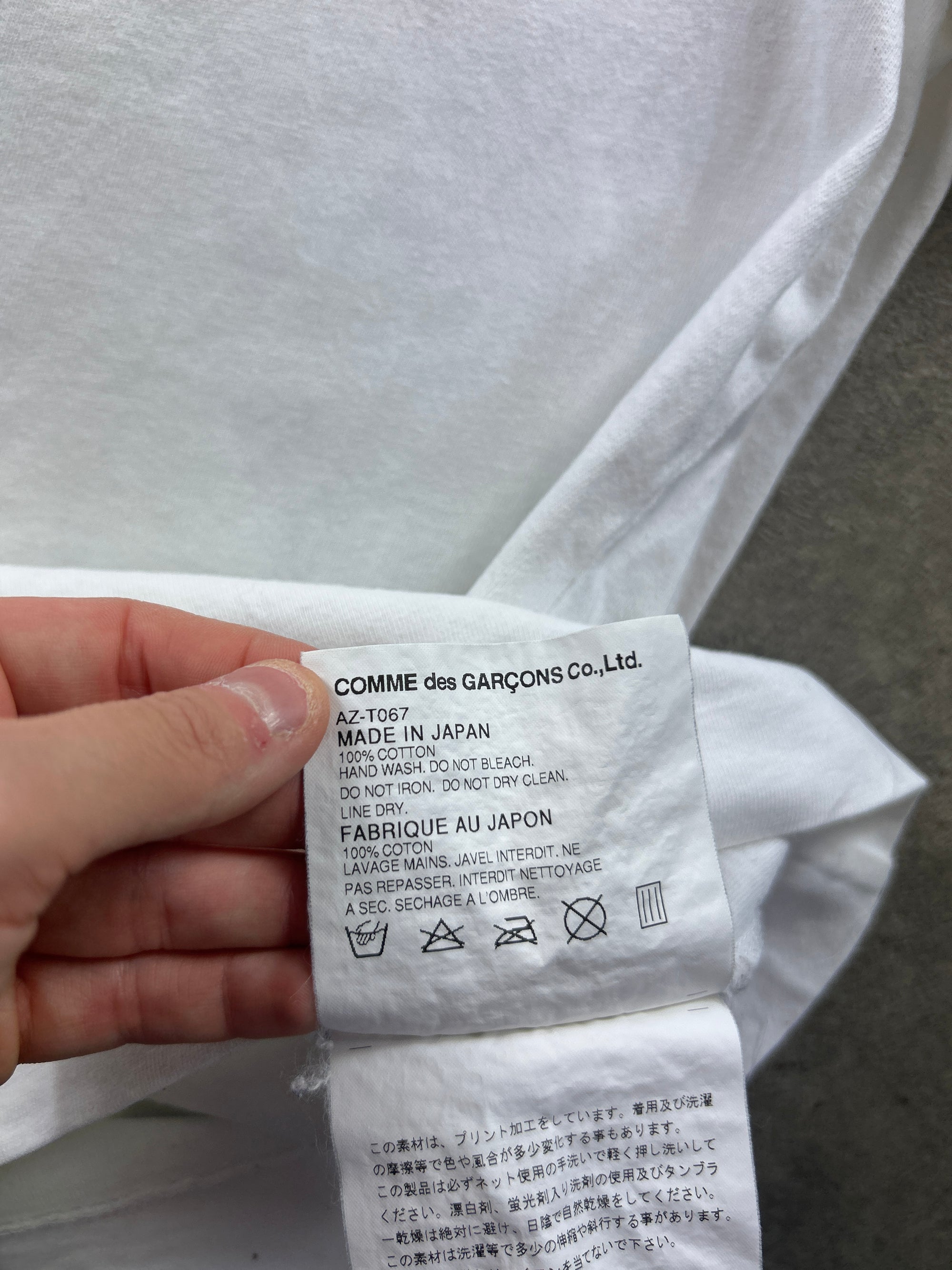 T-shirt Comme des Garçons (L femme)