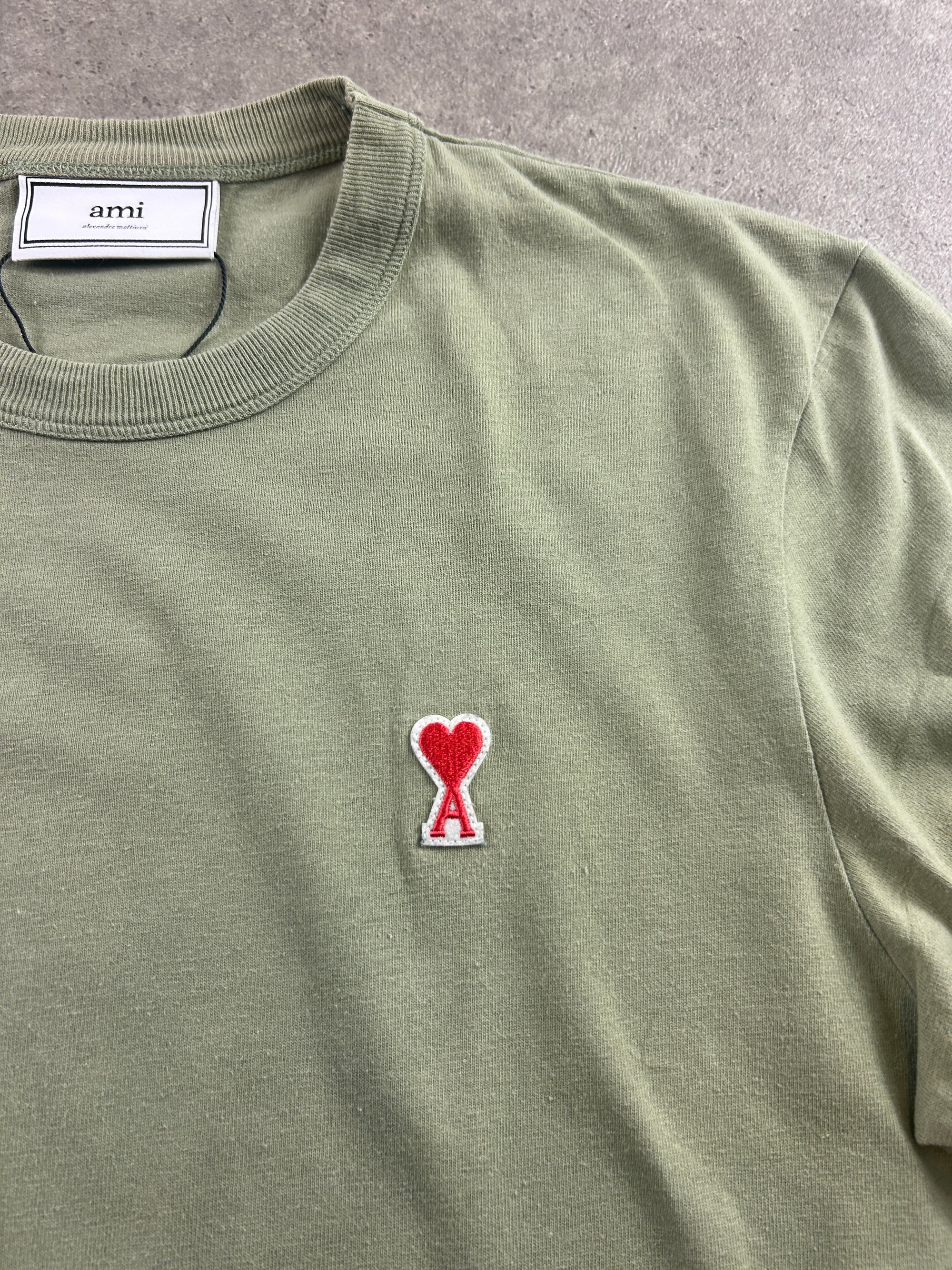 T-shirt Ami Paris (M)