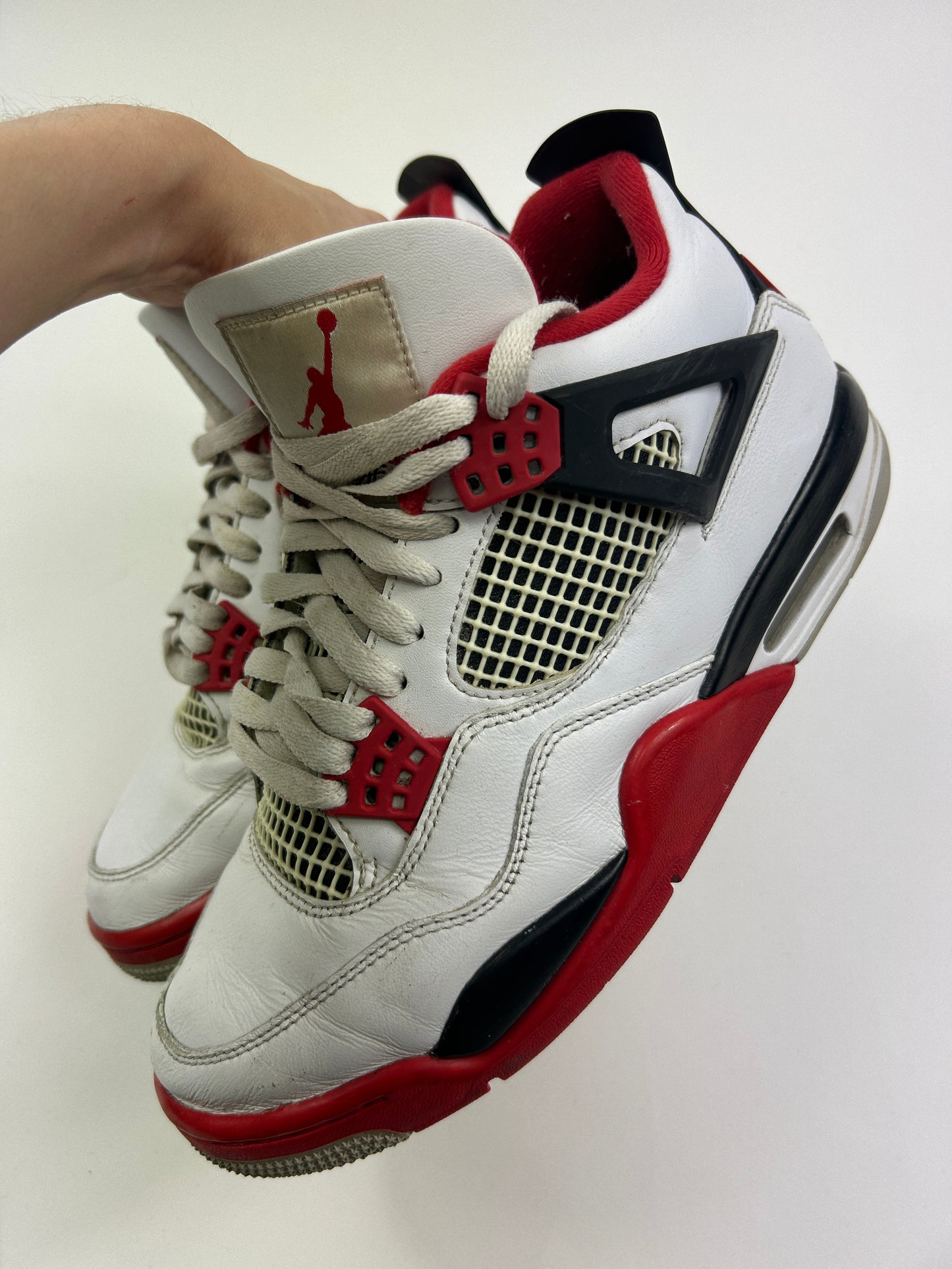 Air Jordan 4 Fire Red