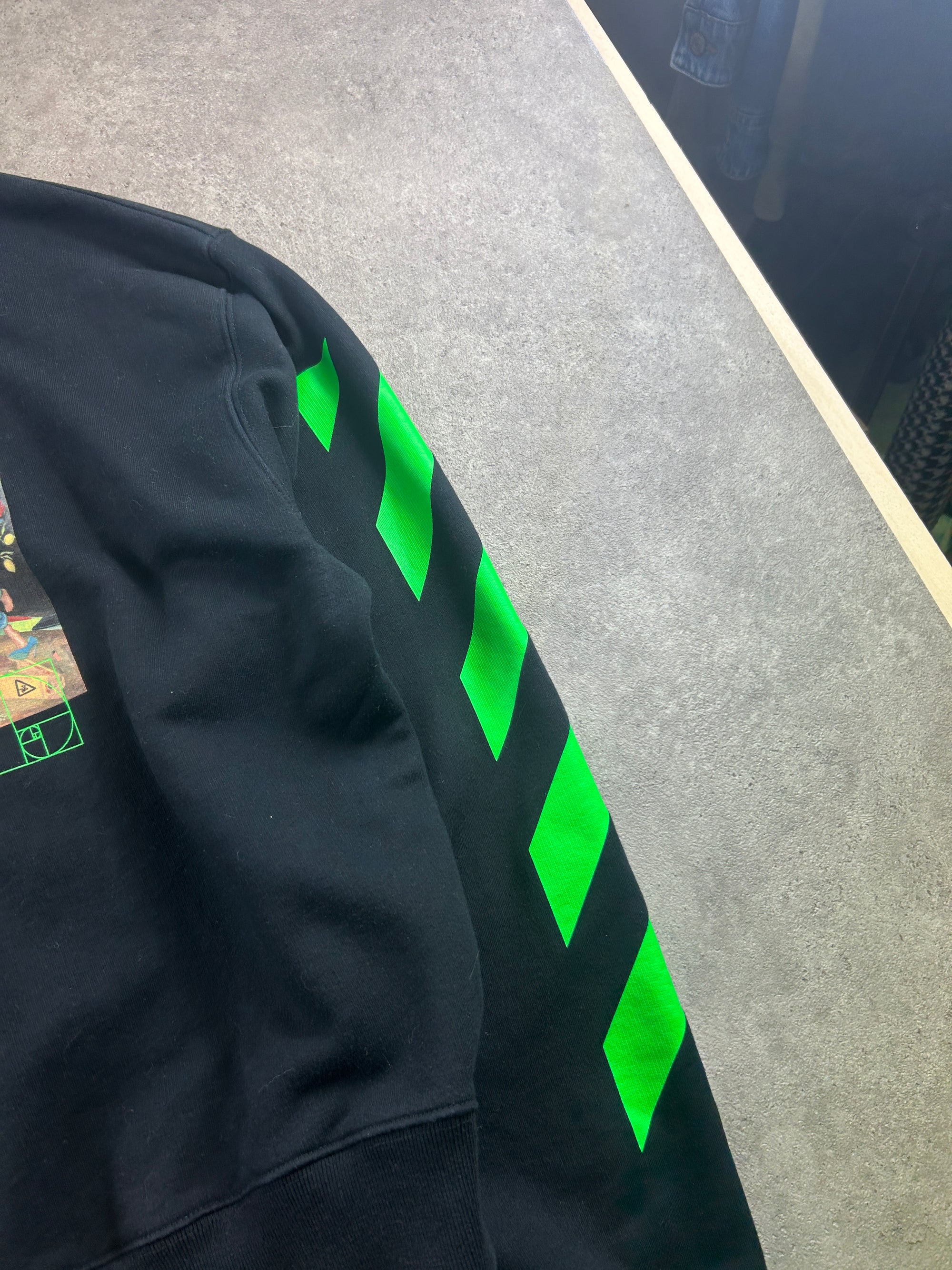 Sweat Off-White (M/L)