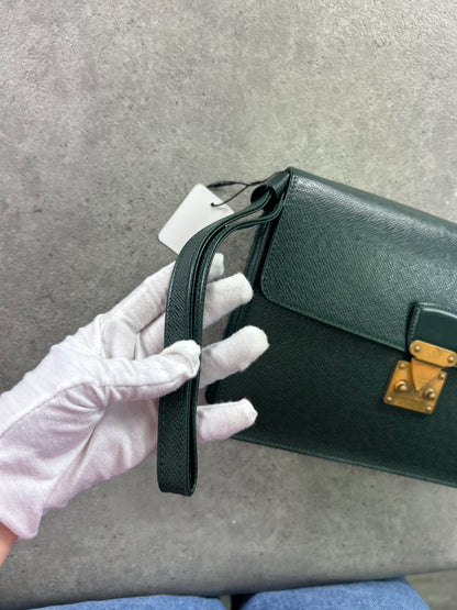 Pochette Louis Vuitton Taiga