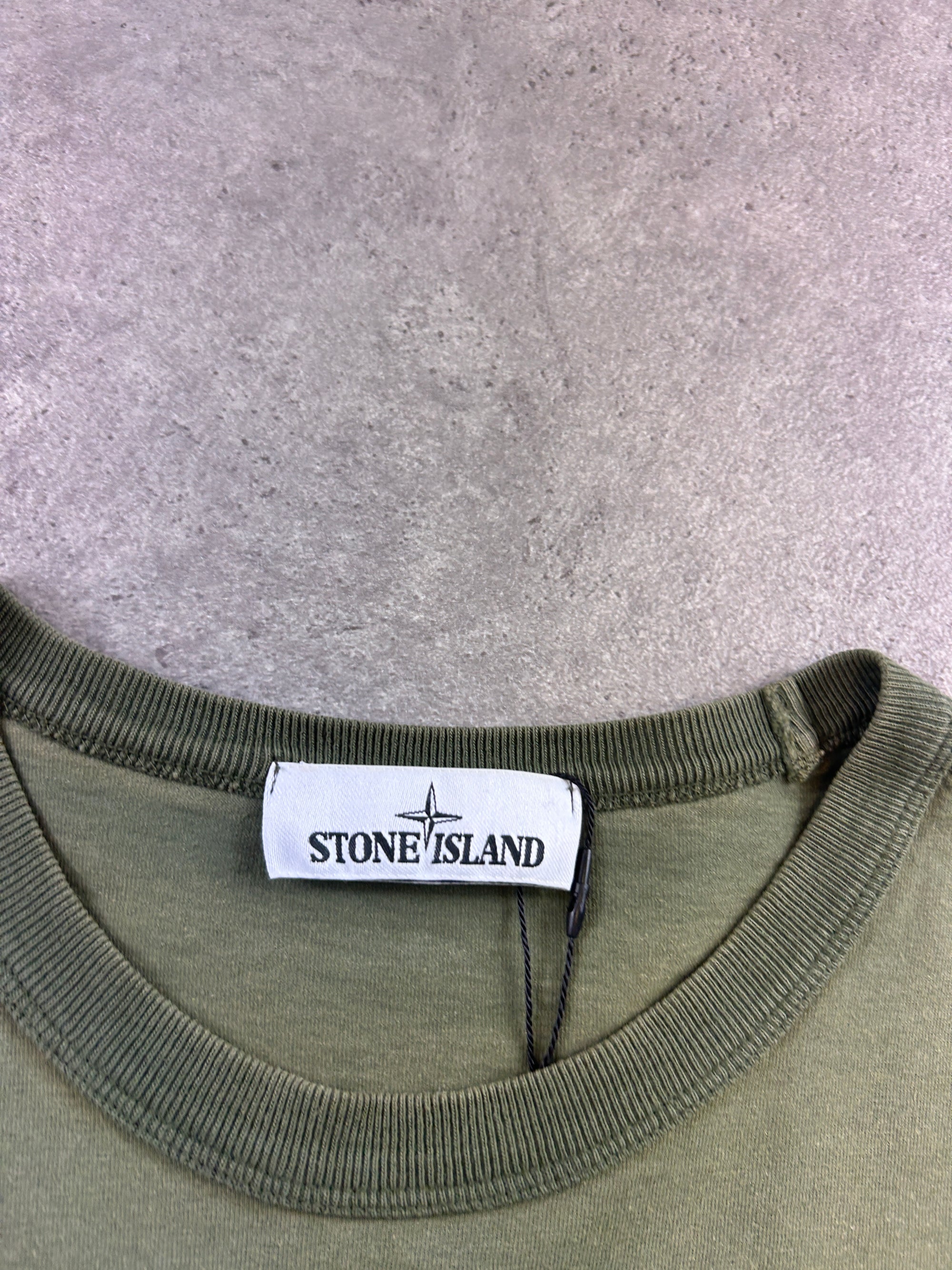 T-shirt Stone Island (L)