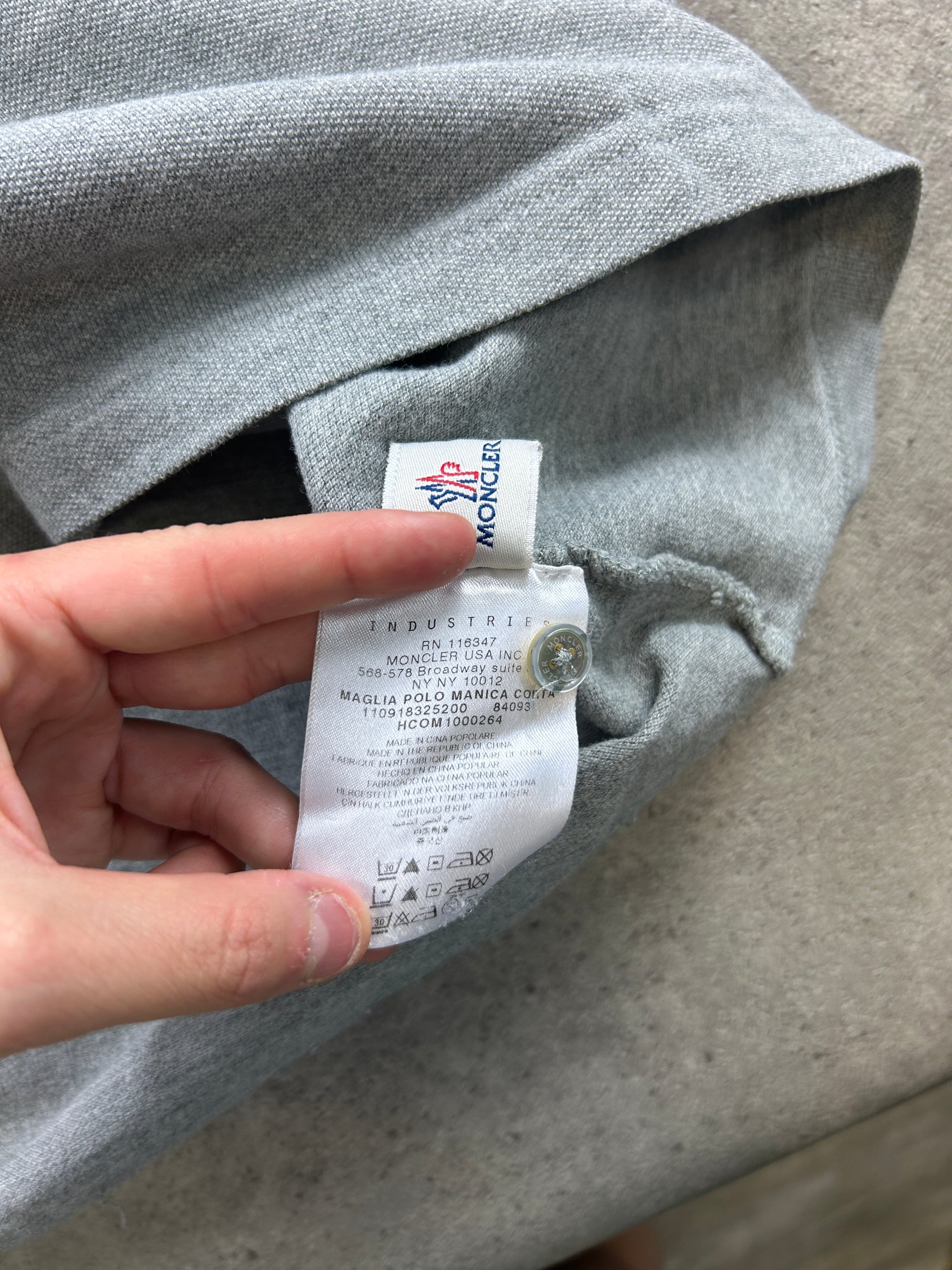 Polo Moncler (L/XL)