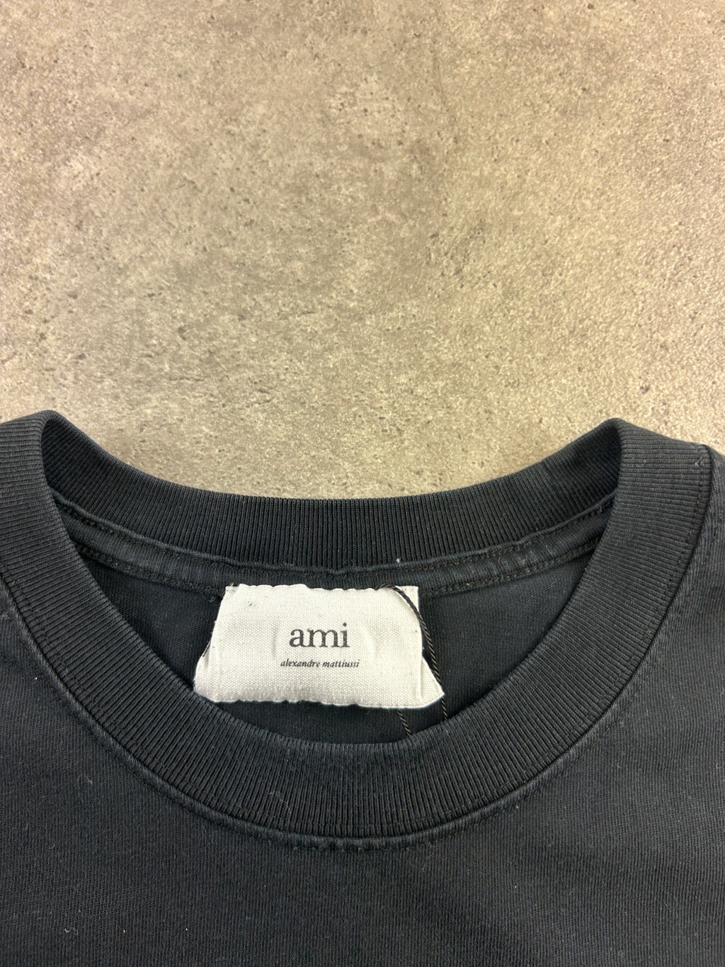 T-shirt Ami Paris (L)