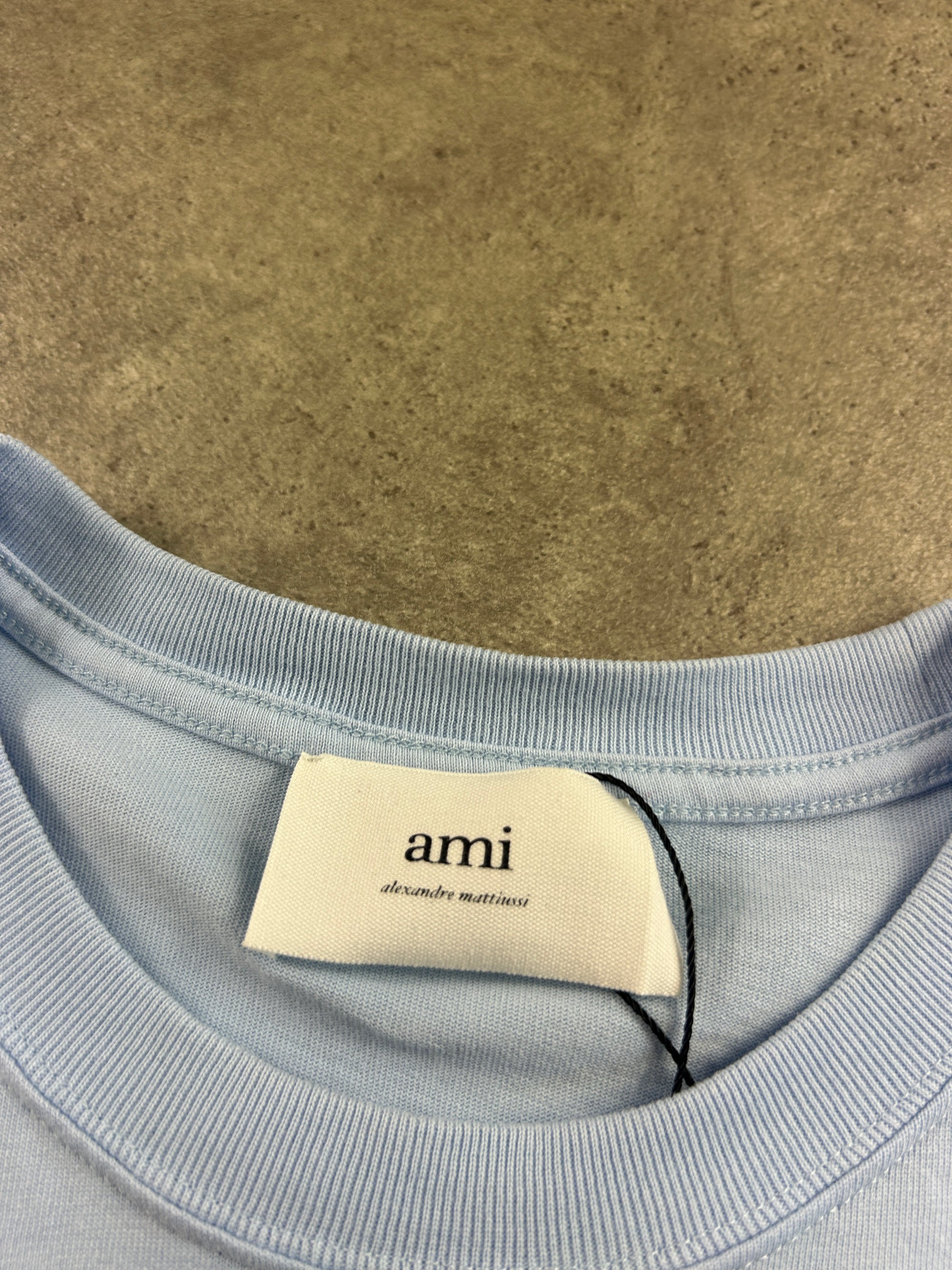 T-shirt Ami Paris (M)