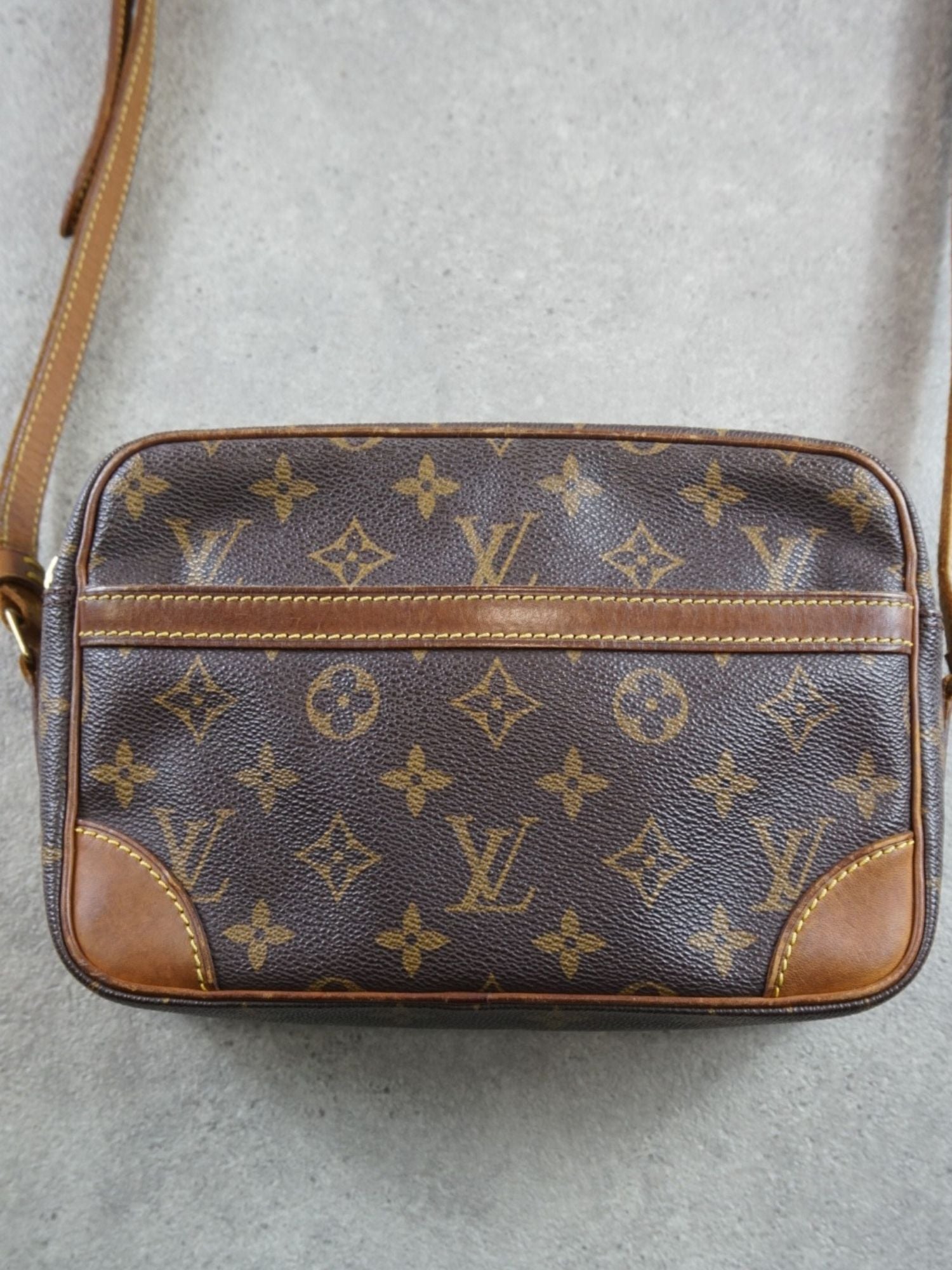 Sacoche à bandoulière Louis Vuitton