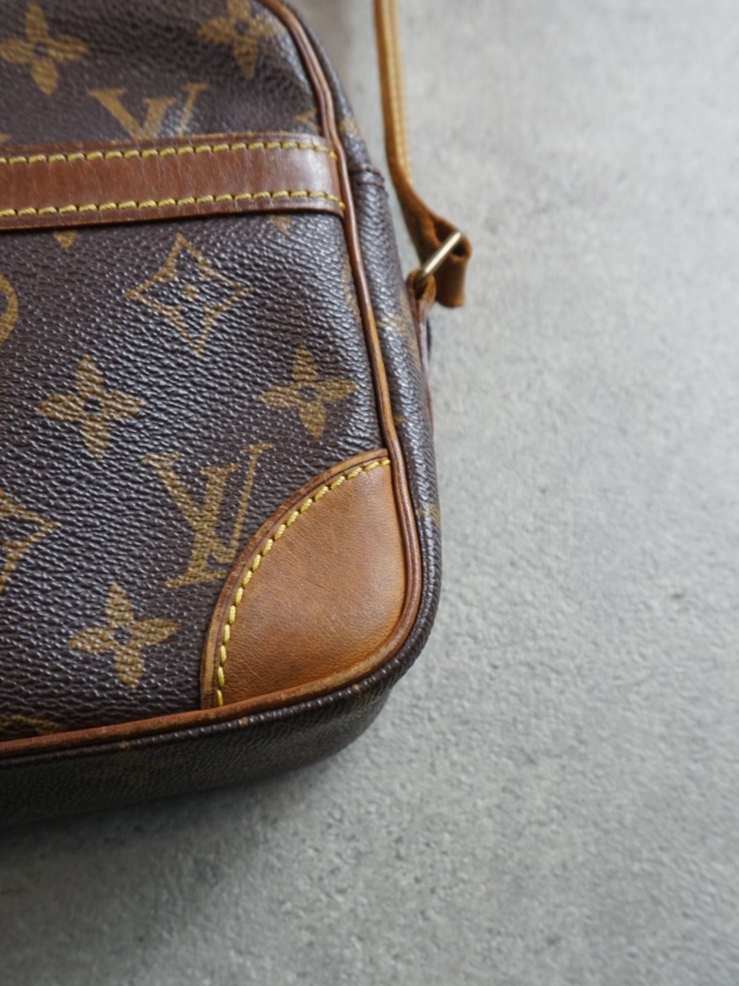 Sacoche à bandoulière Louis Vuitton