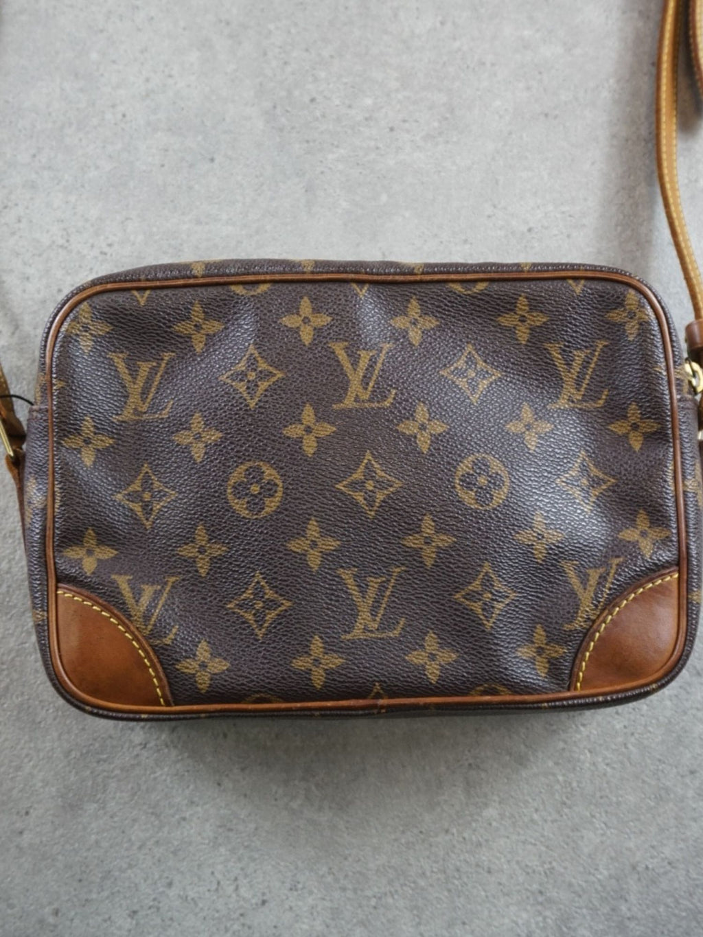 Sacoche à bandoulière Louis Vuitton