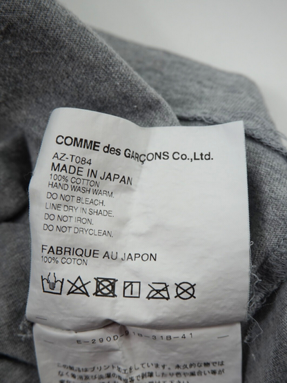 T-shirt gris à motif coeur - Comme des Garçons