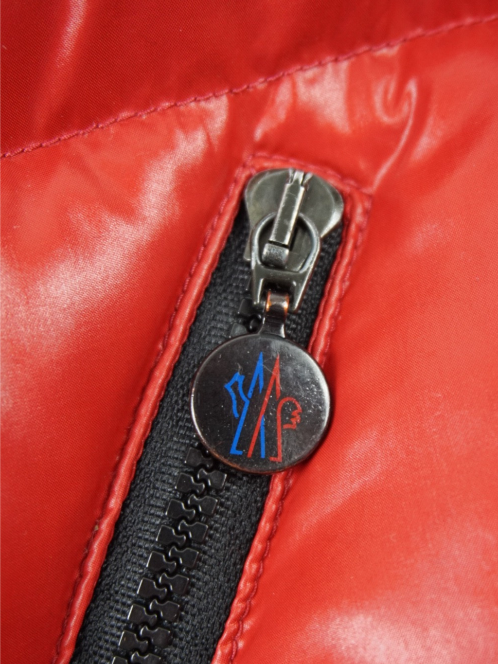 Doudoune Himalaya Moncler rouge (S femme)
