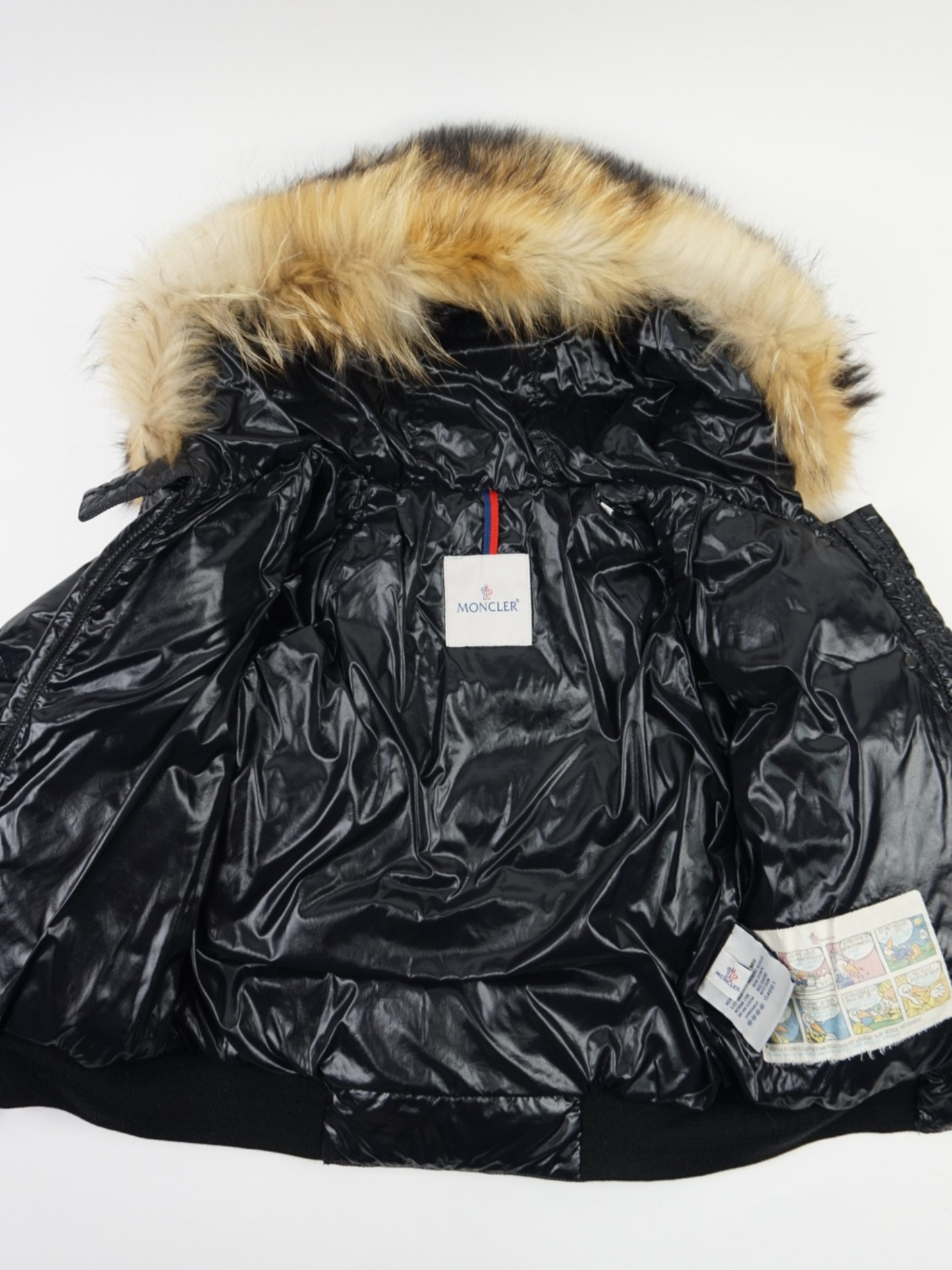 Doudoune courte style bombers noire à capuche - Moncler