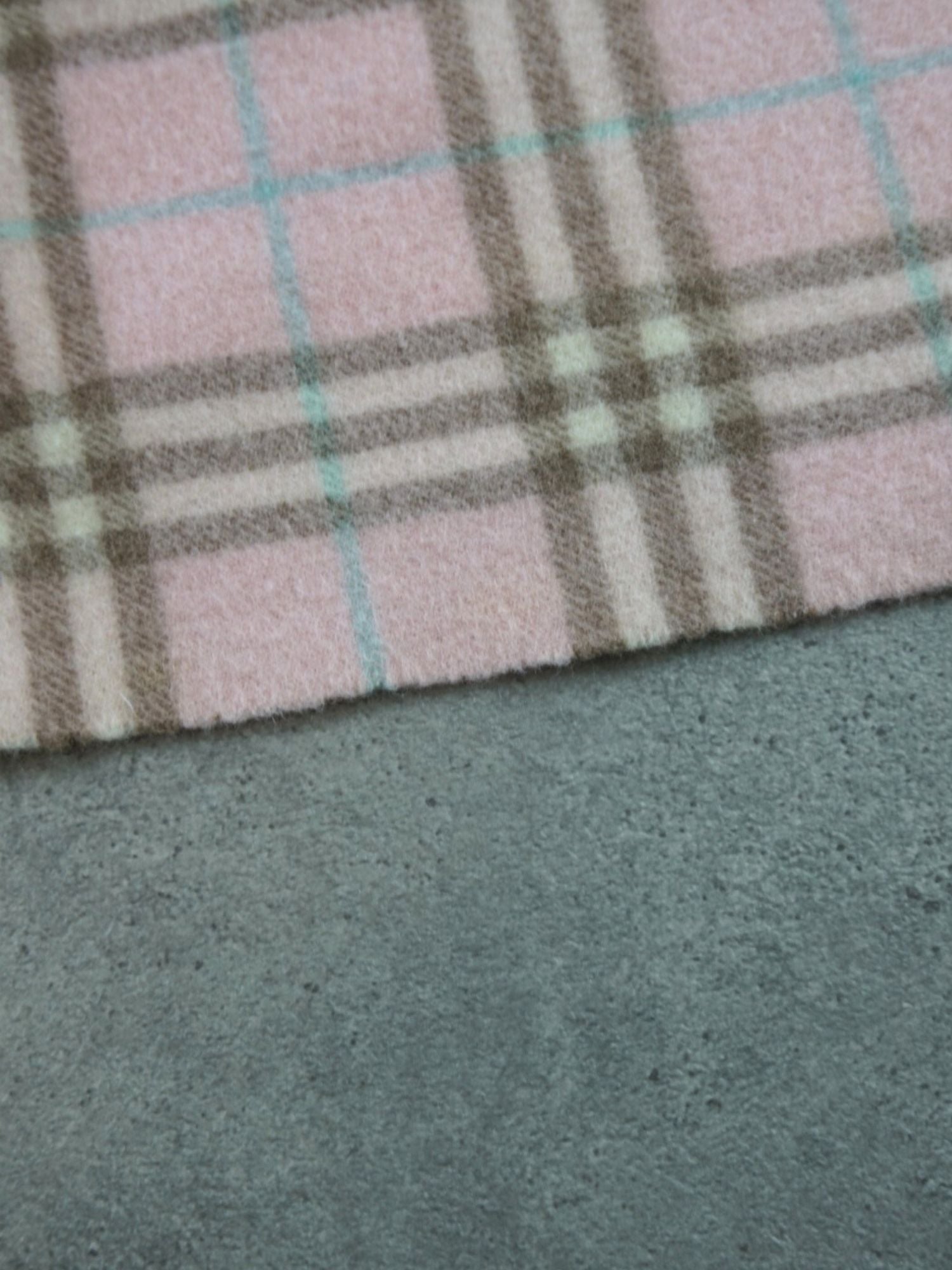 Écharpe Burberry rose Check