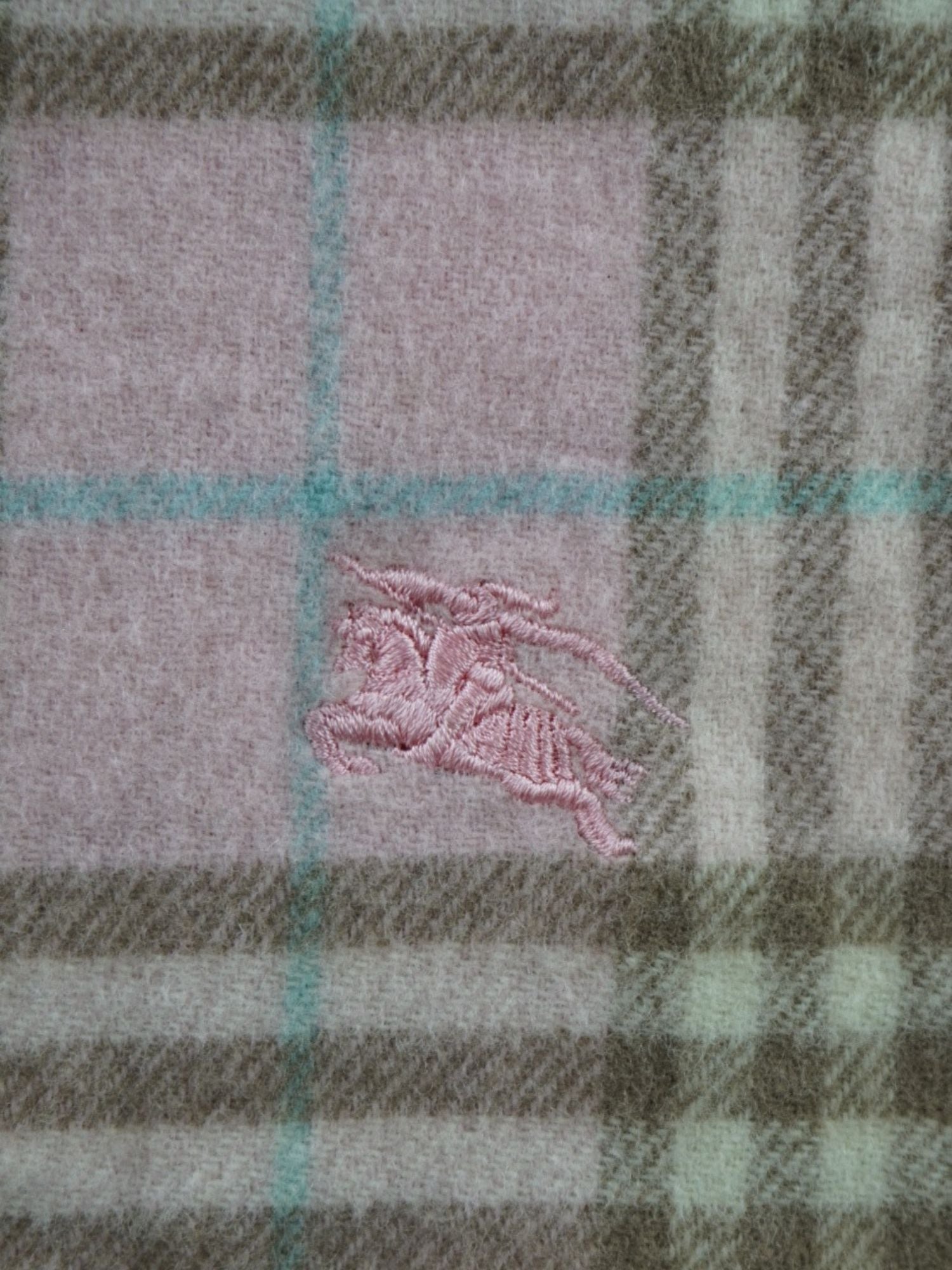 Écharpe Burberry rose