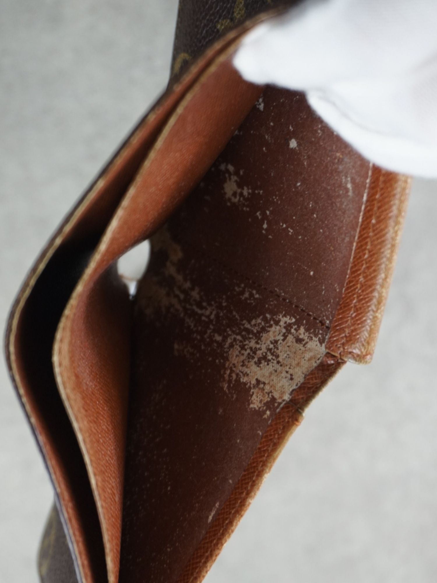 Portefeuille Louis Vuitton monogramme