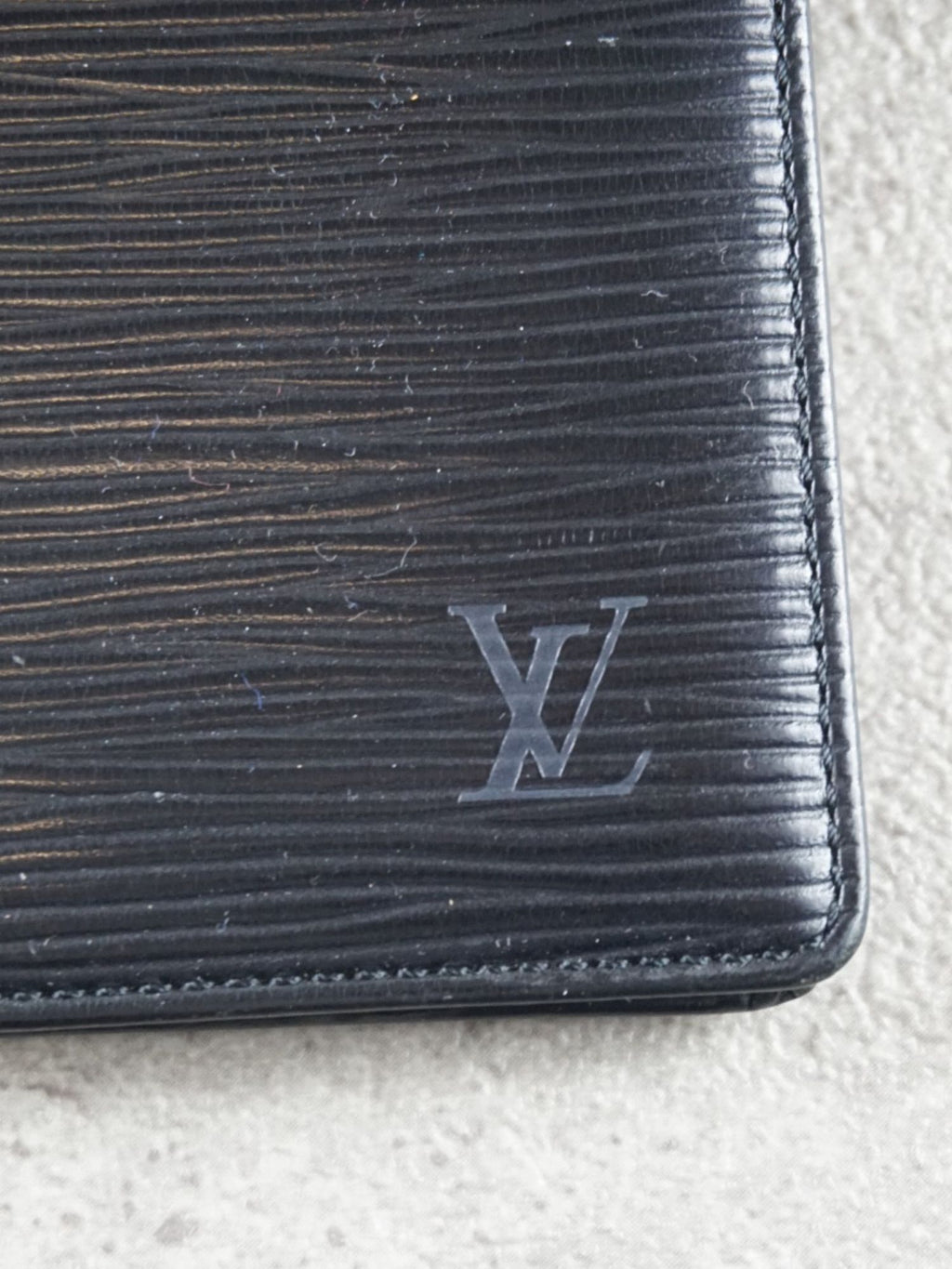 Porte cartes Épi Louis Vuitton
