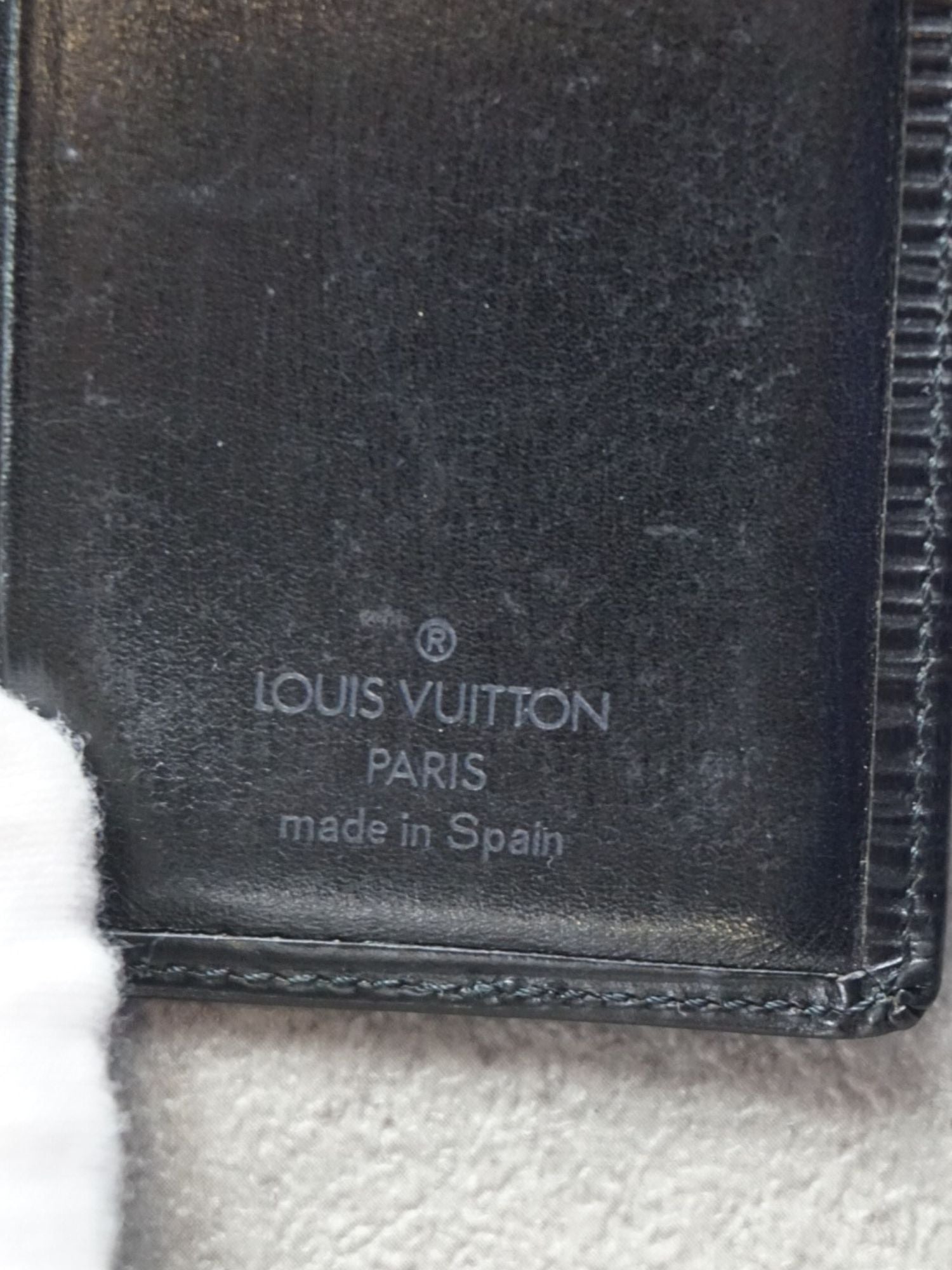 Porte cartes Épi Louis Vuitton