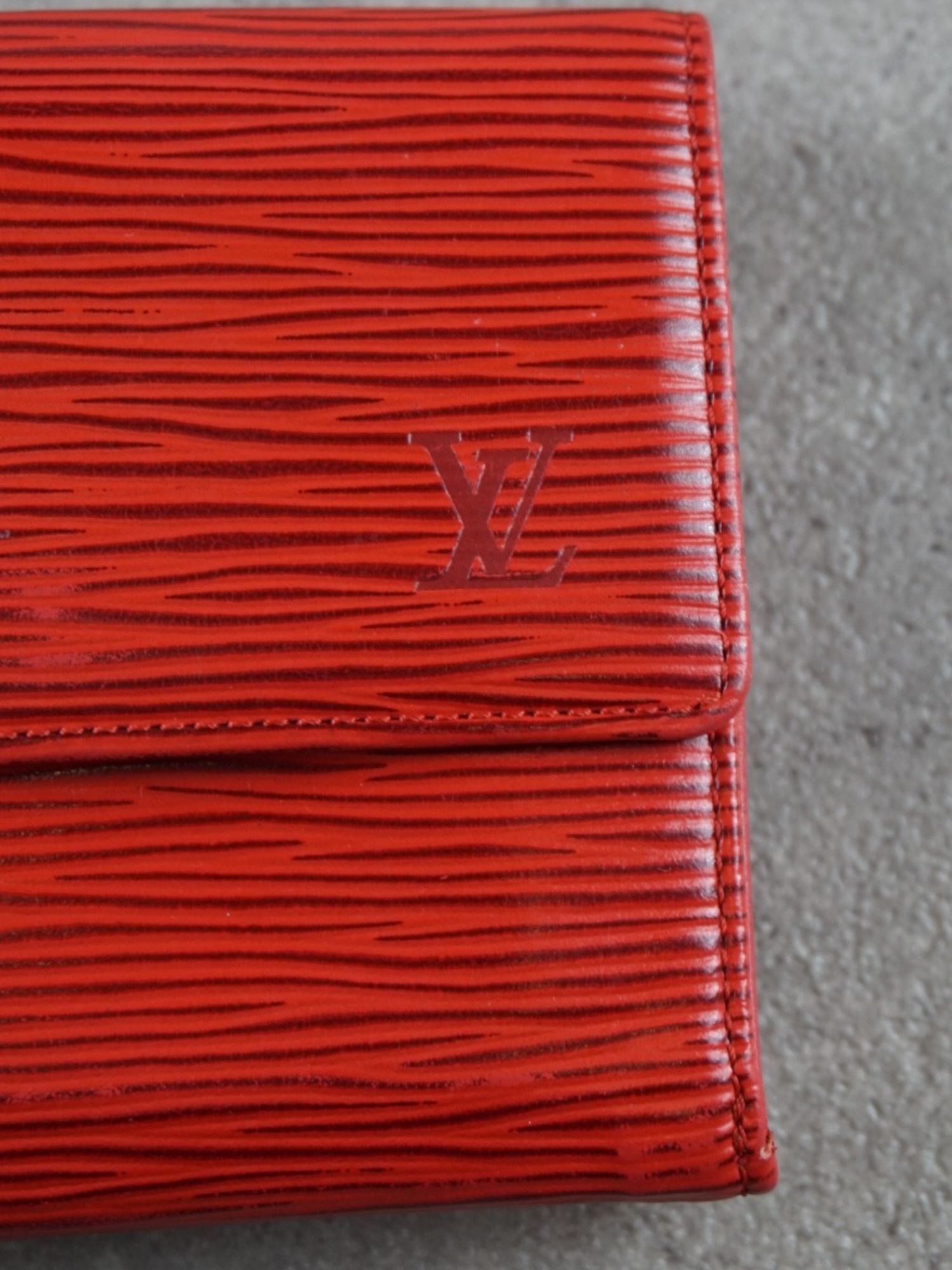 Portefeuille Louis Vuitton cuir Épi