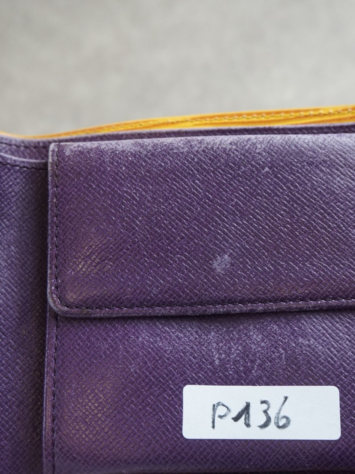 Portefeuille Louis Vuitton cuir Épi