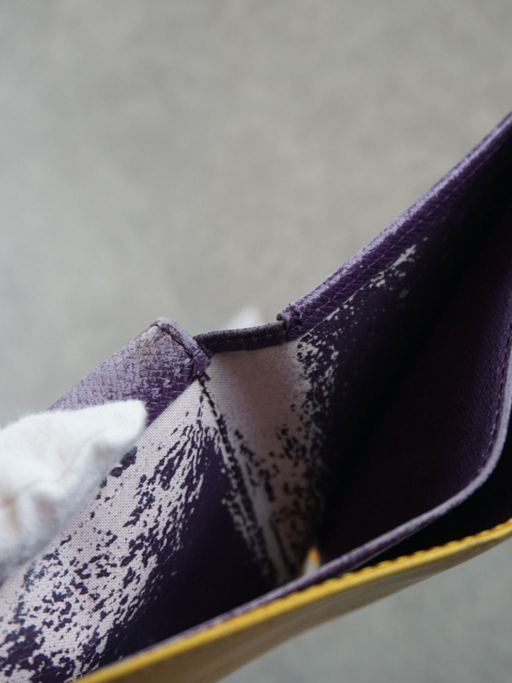 Portefeuille Louis Vuitton cuir Épi