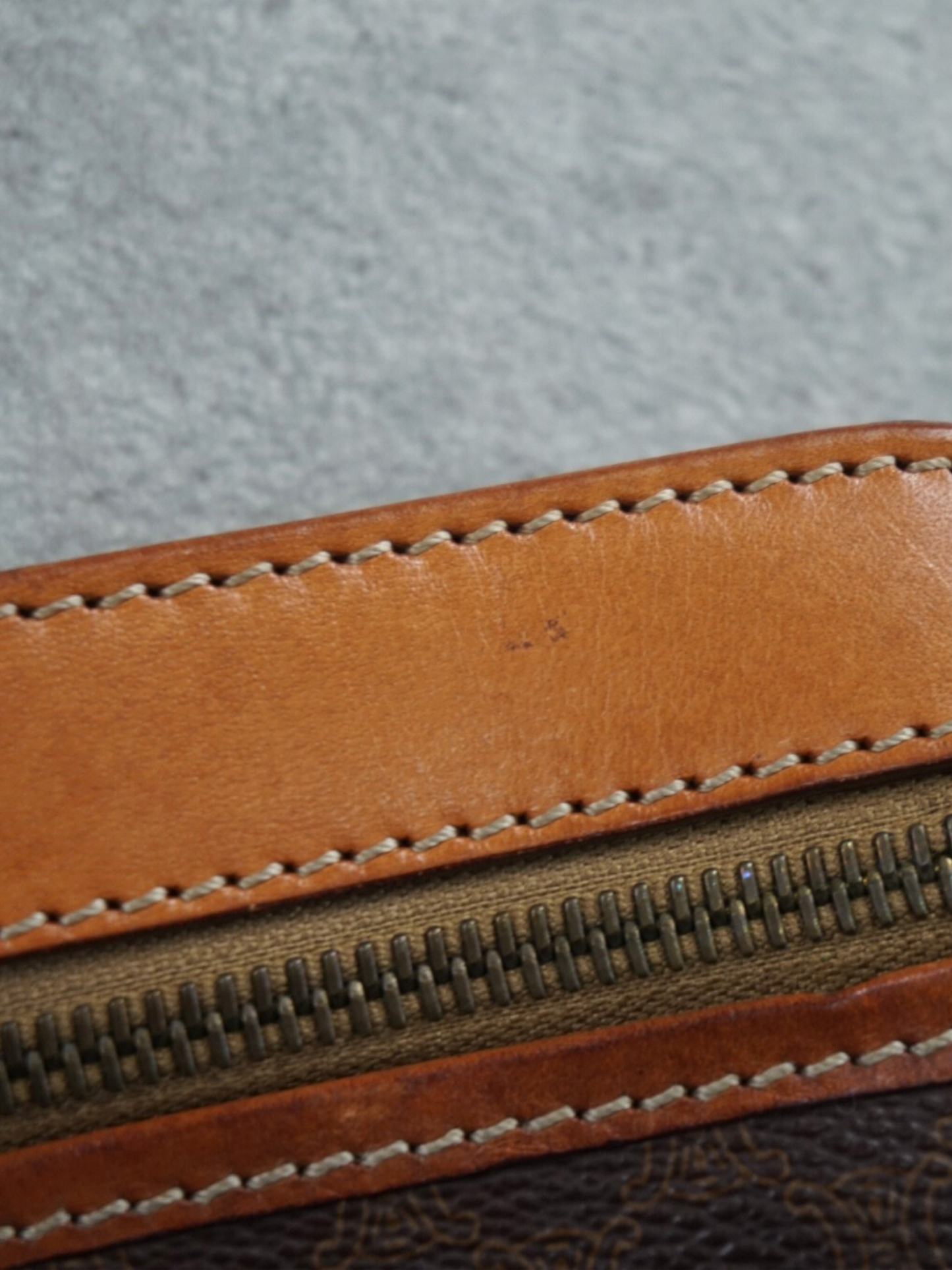 Pochette Céline Macadam