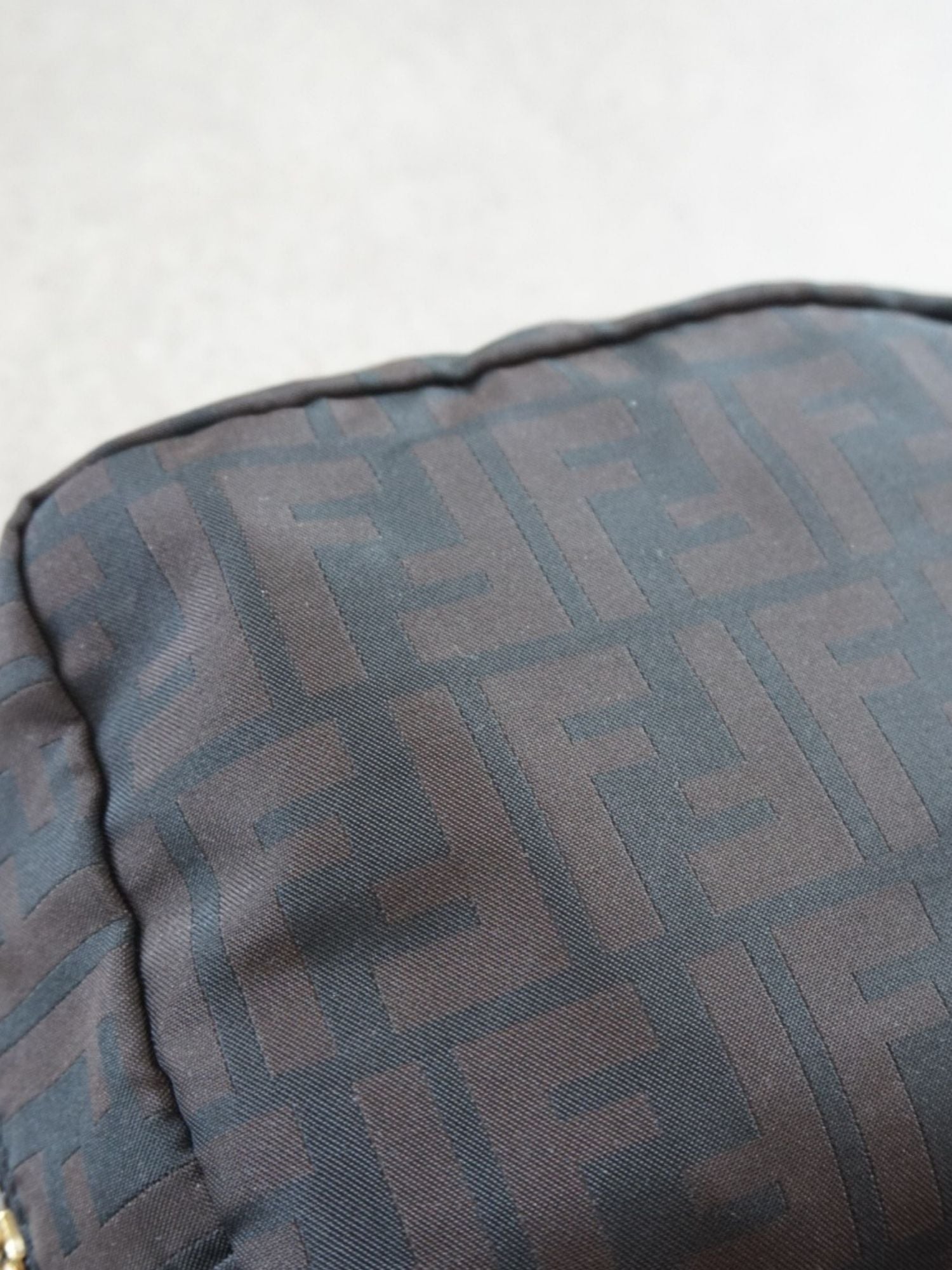 Pochette Fendi monogramme