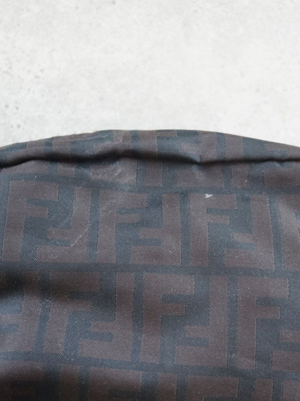 Pochette Fendi monogramme