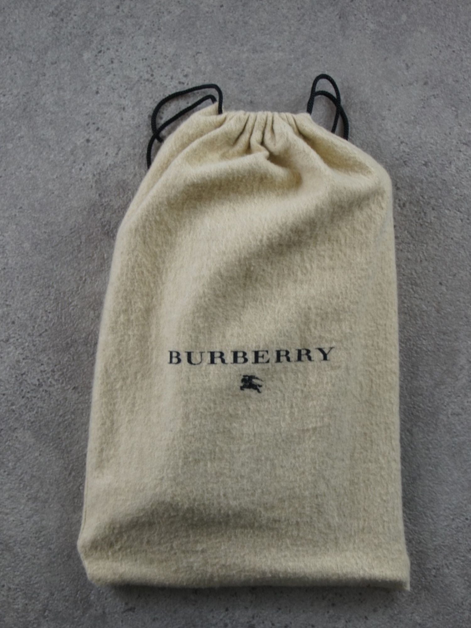 Pochette Burberry Nova Check