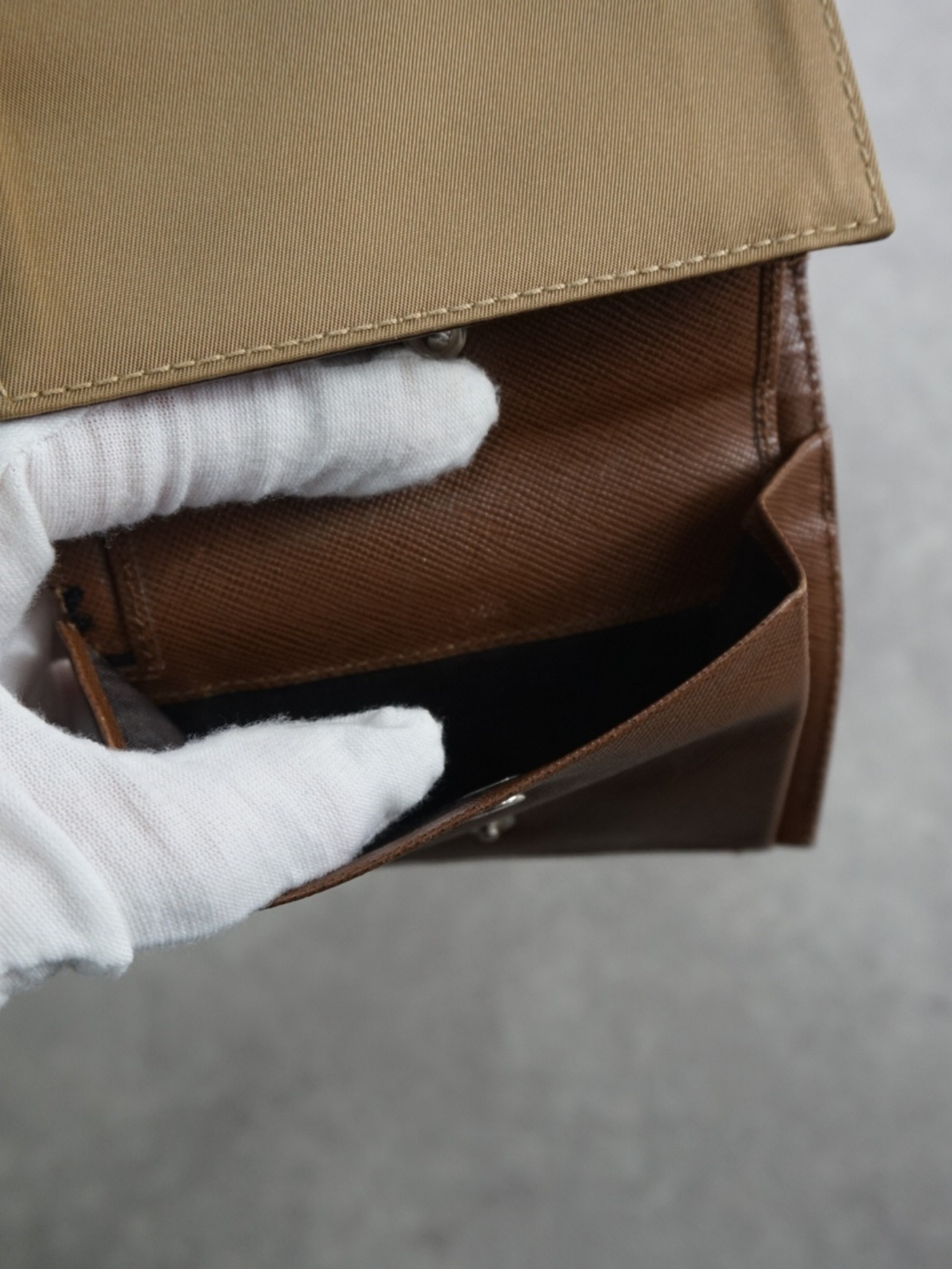 Portefeuille Prada