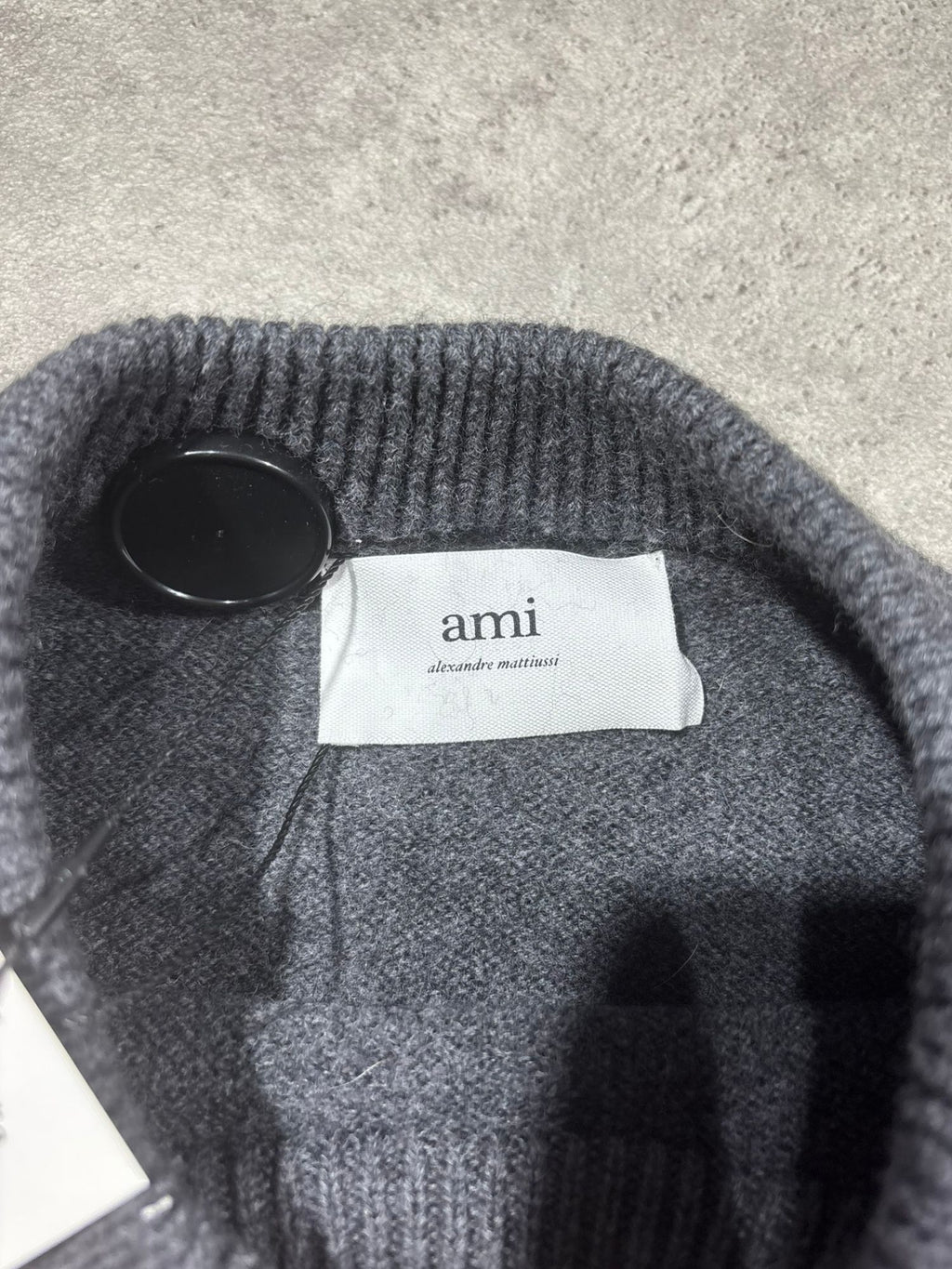 Pull gris AMI Paris (L)