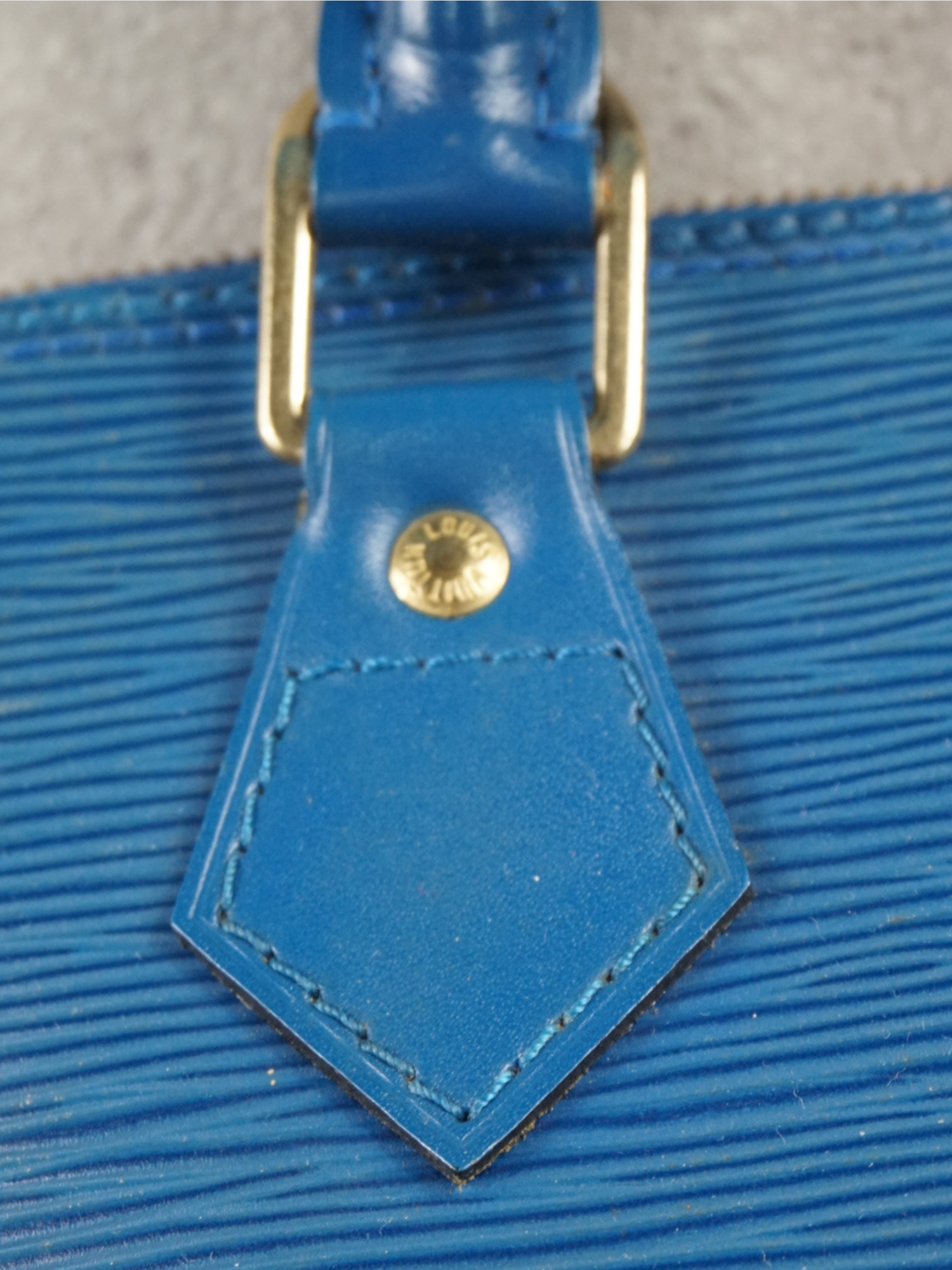 Louis Vuitton Alma PM