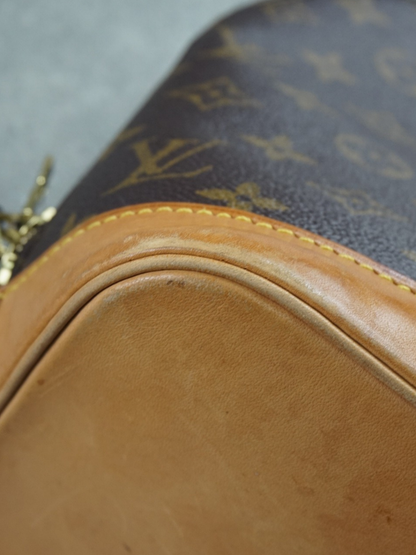 Louis Vuitton Alma PM