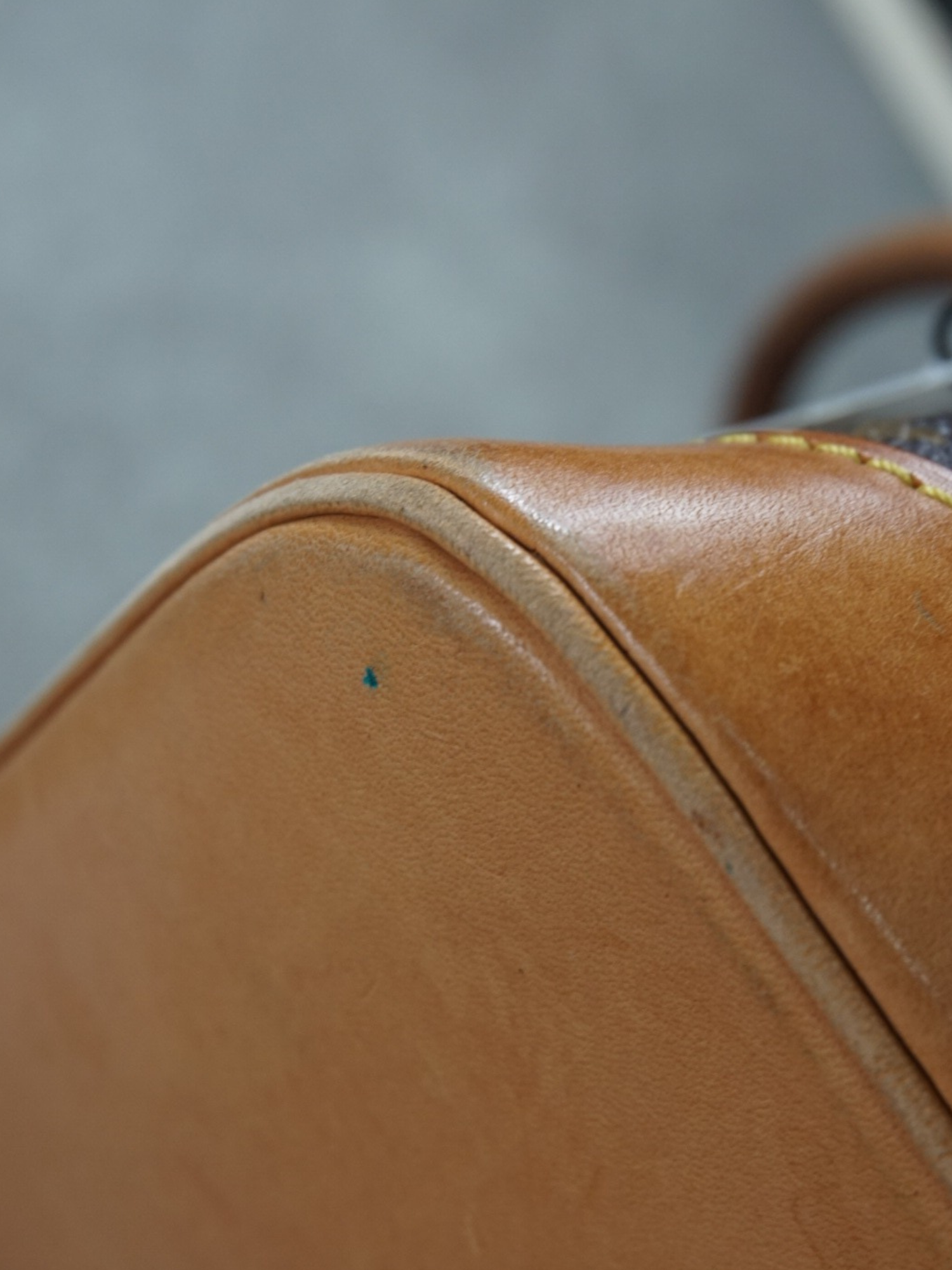 Louis Vuitton Alma PM