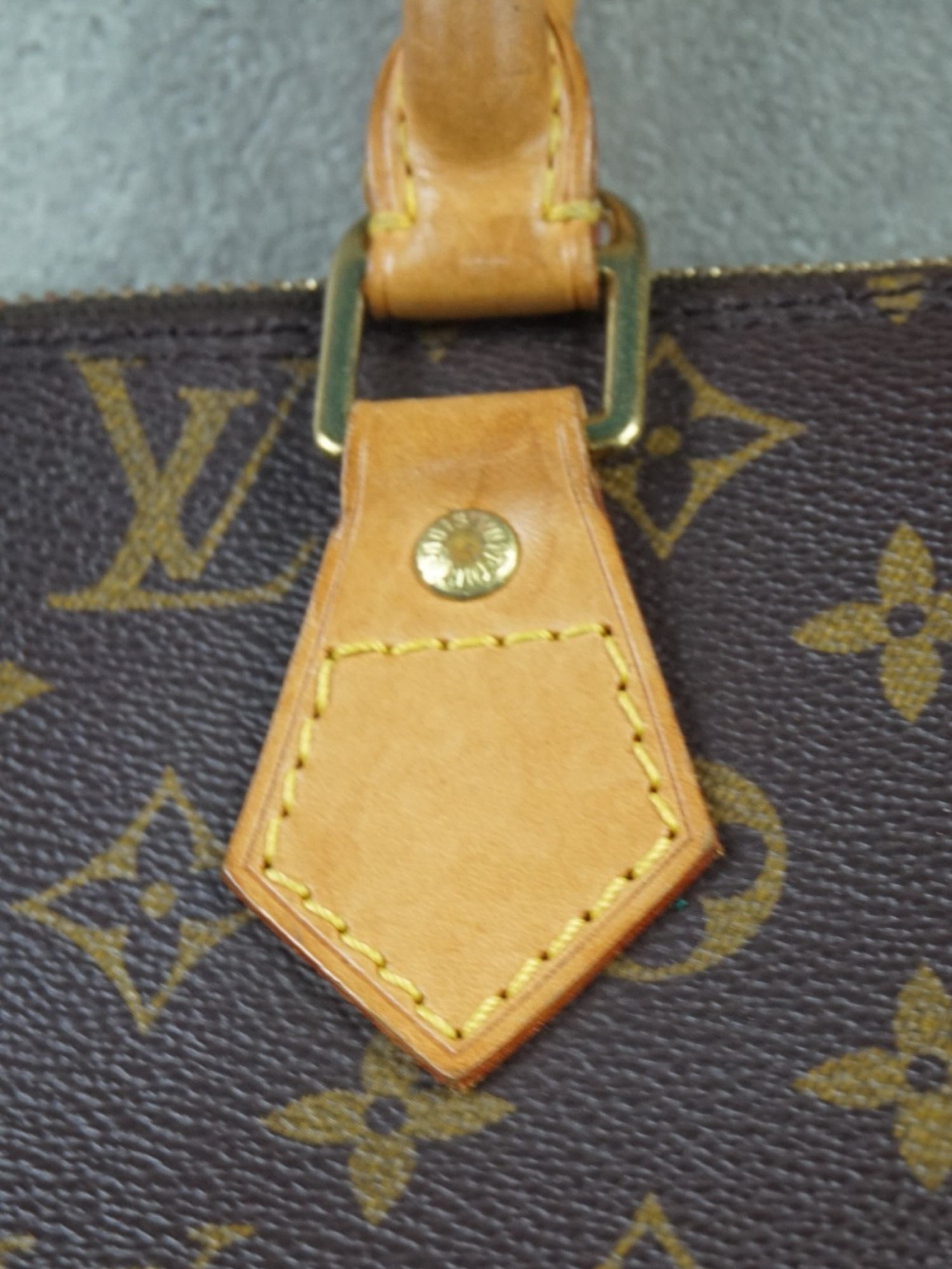 Louis Vuitton Alma PM