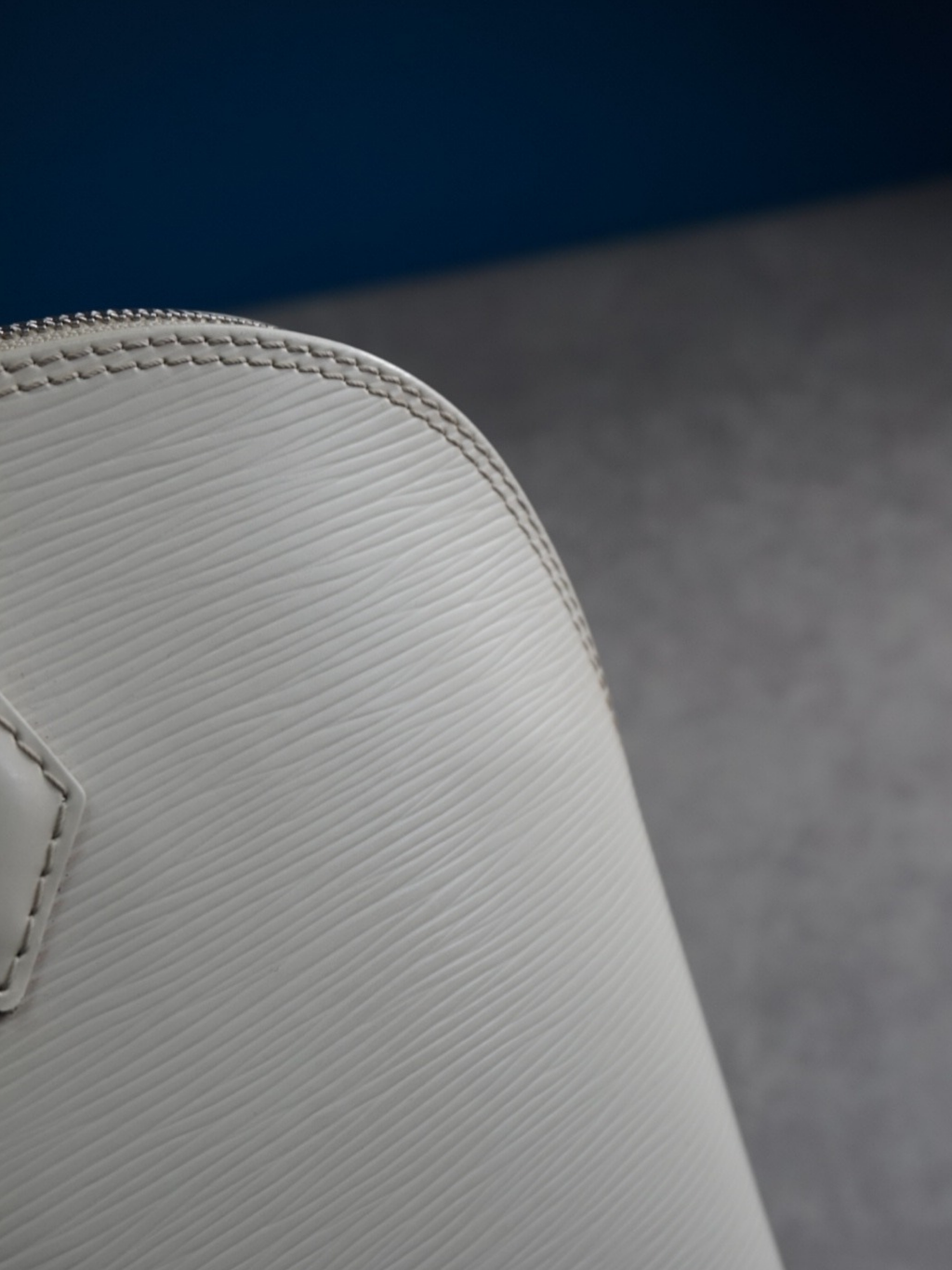 Louis Vuitton Alma PM