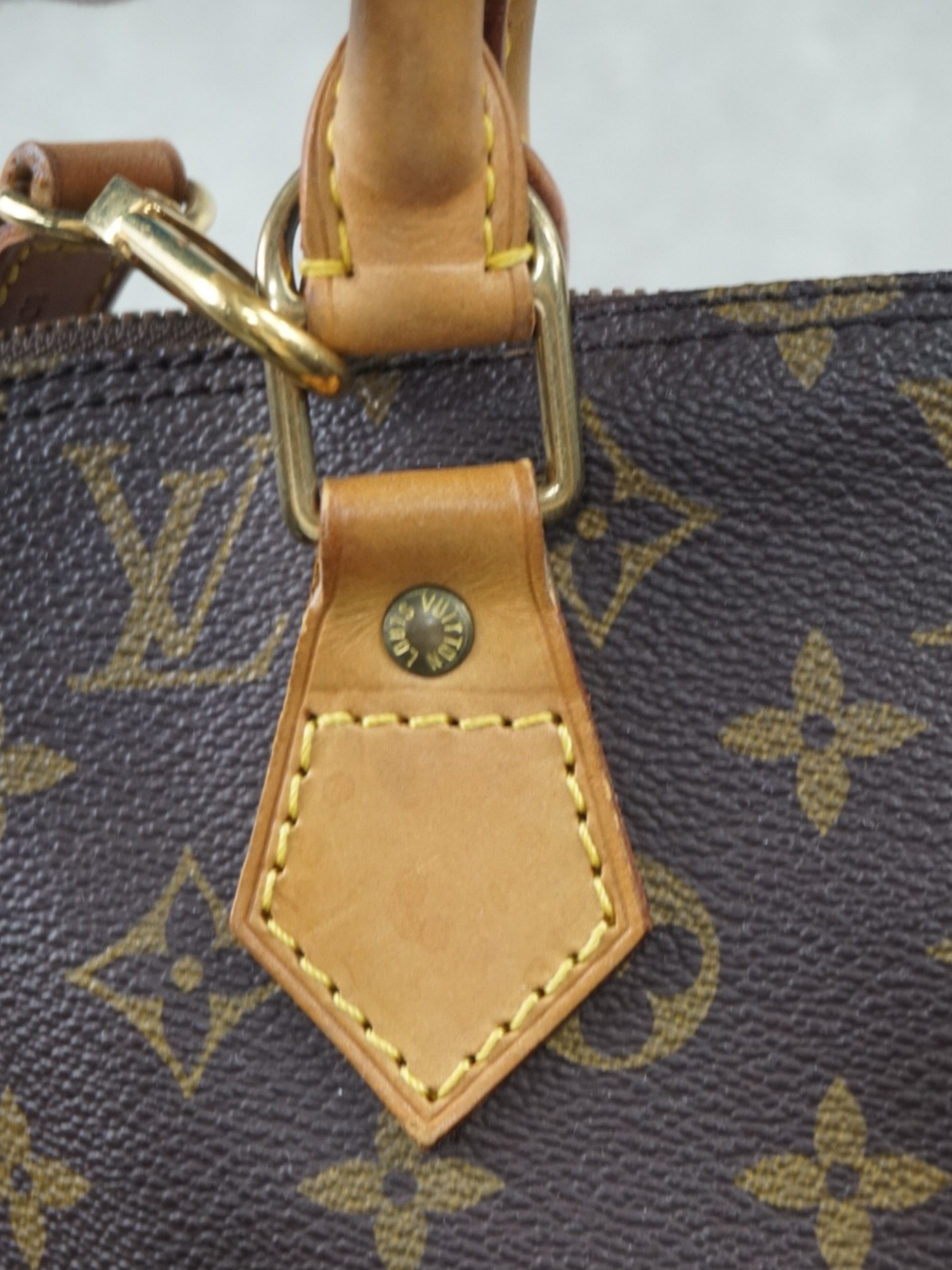 Louis Vuitton Alma monogramme