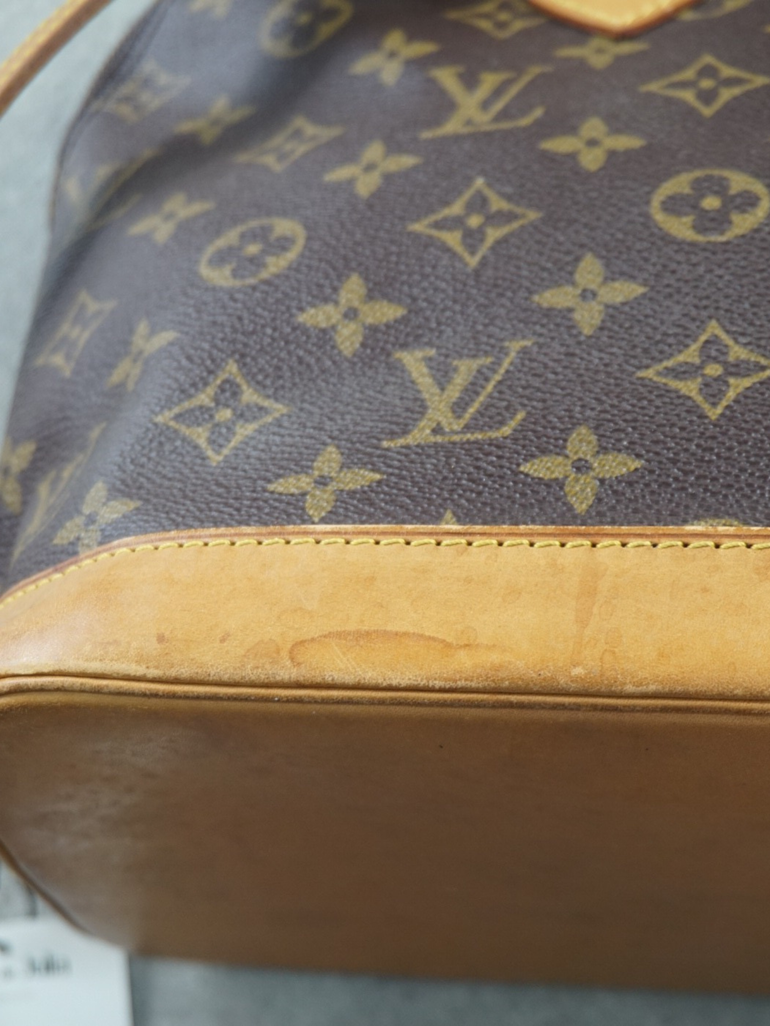 Louis Vuitton Alma monogramme