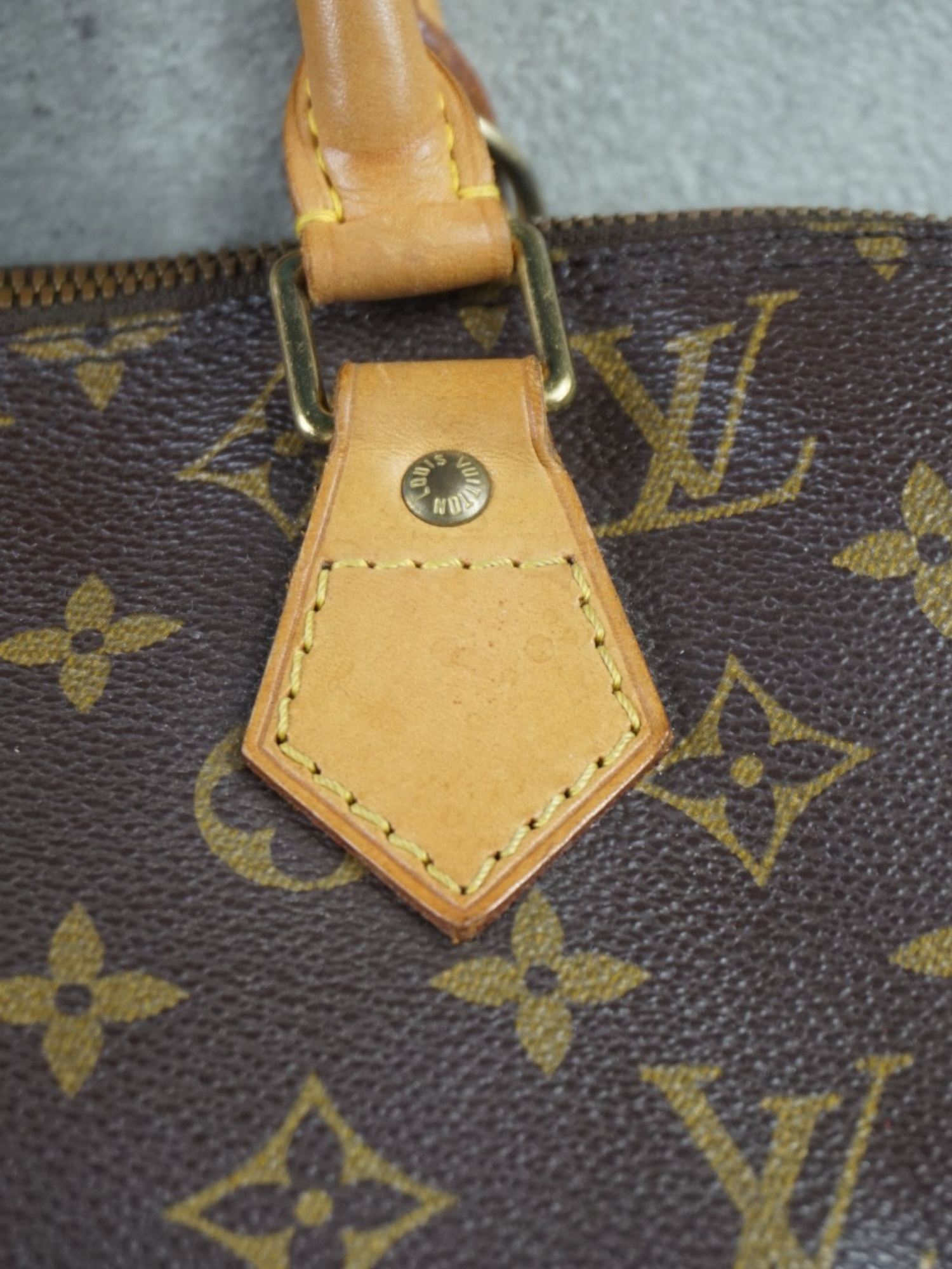 Louis Vuitton Alma monogramme