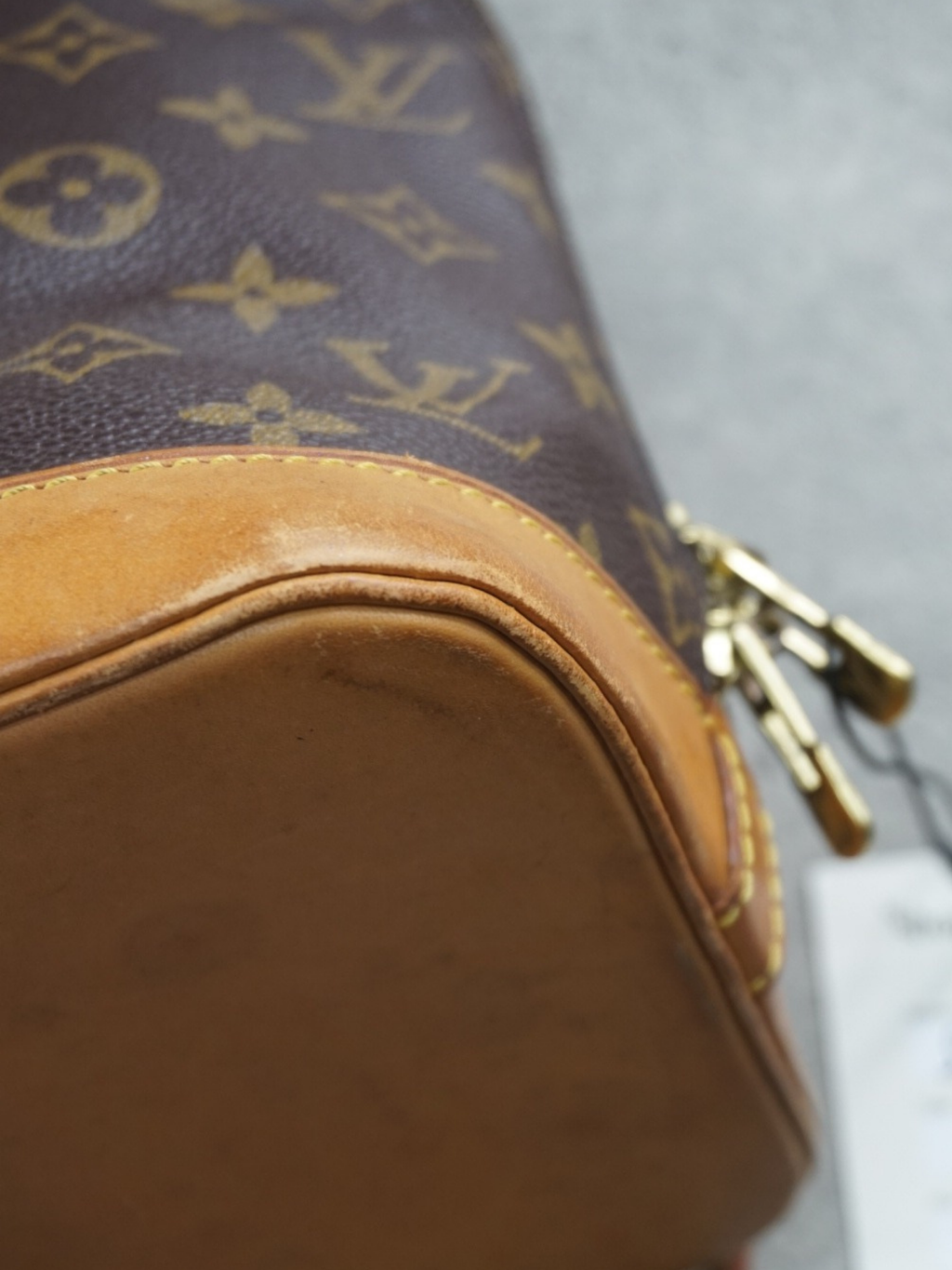 Louis Vuitton Alma monogramme