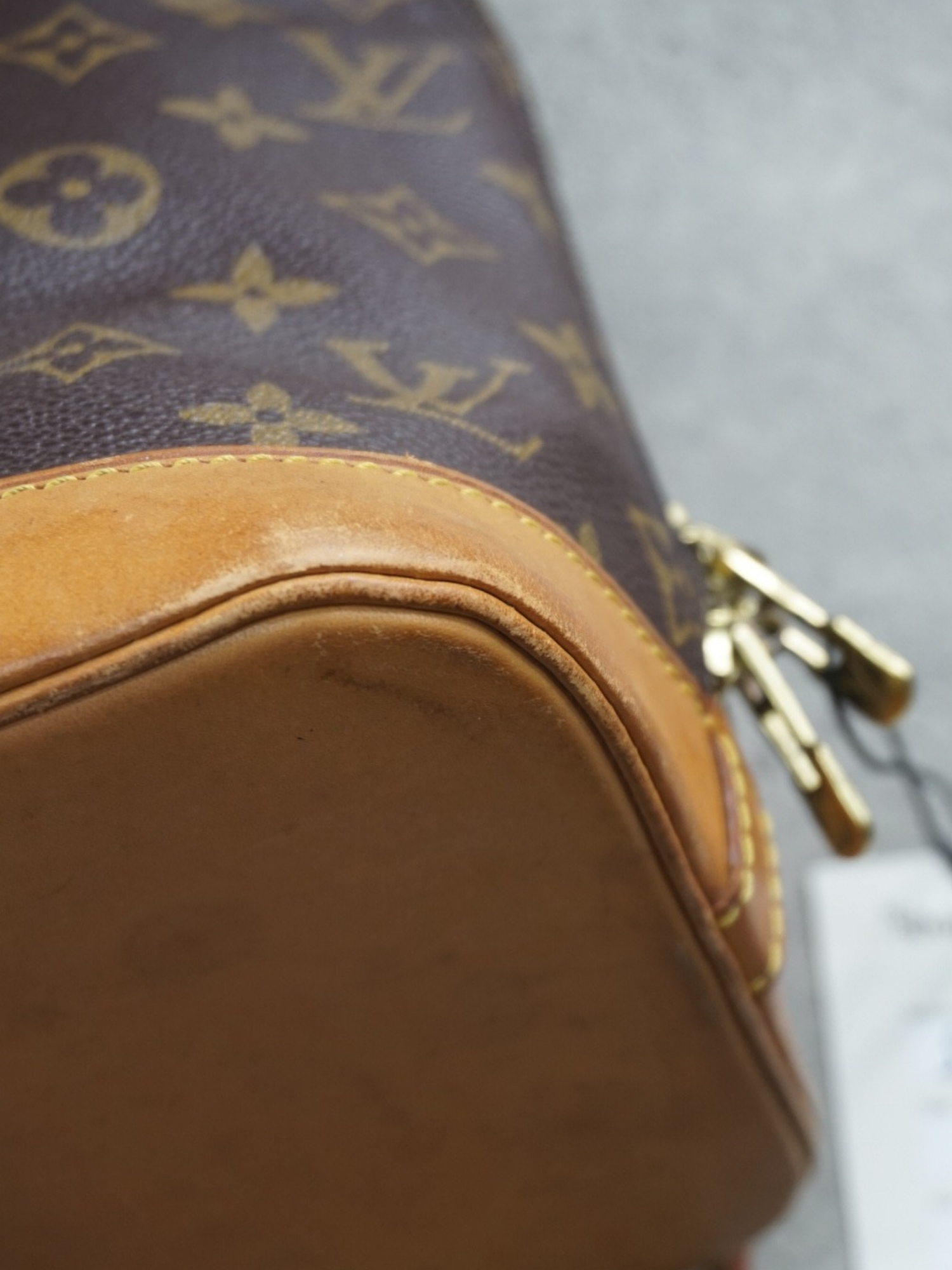 Louis Vuitton Alma monogramme