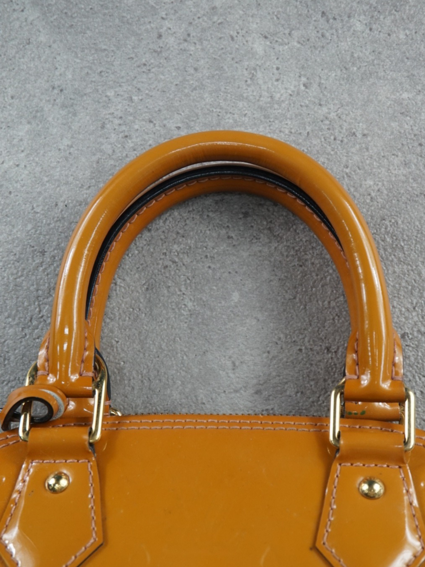 Louis Vuitton Alma BB