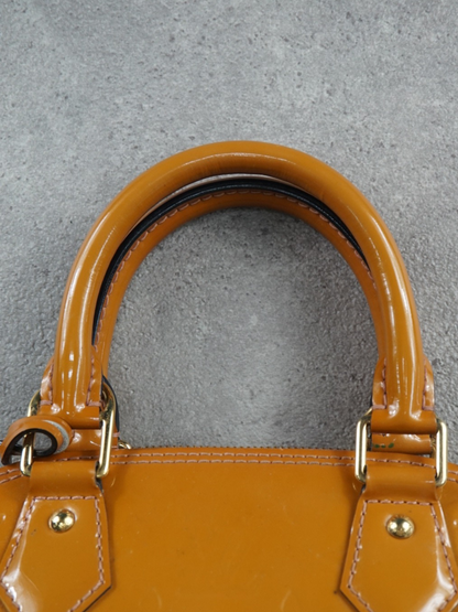 Louis Vuitton Alma BB