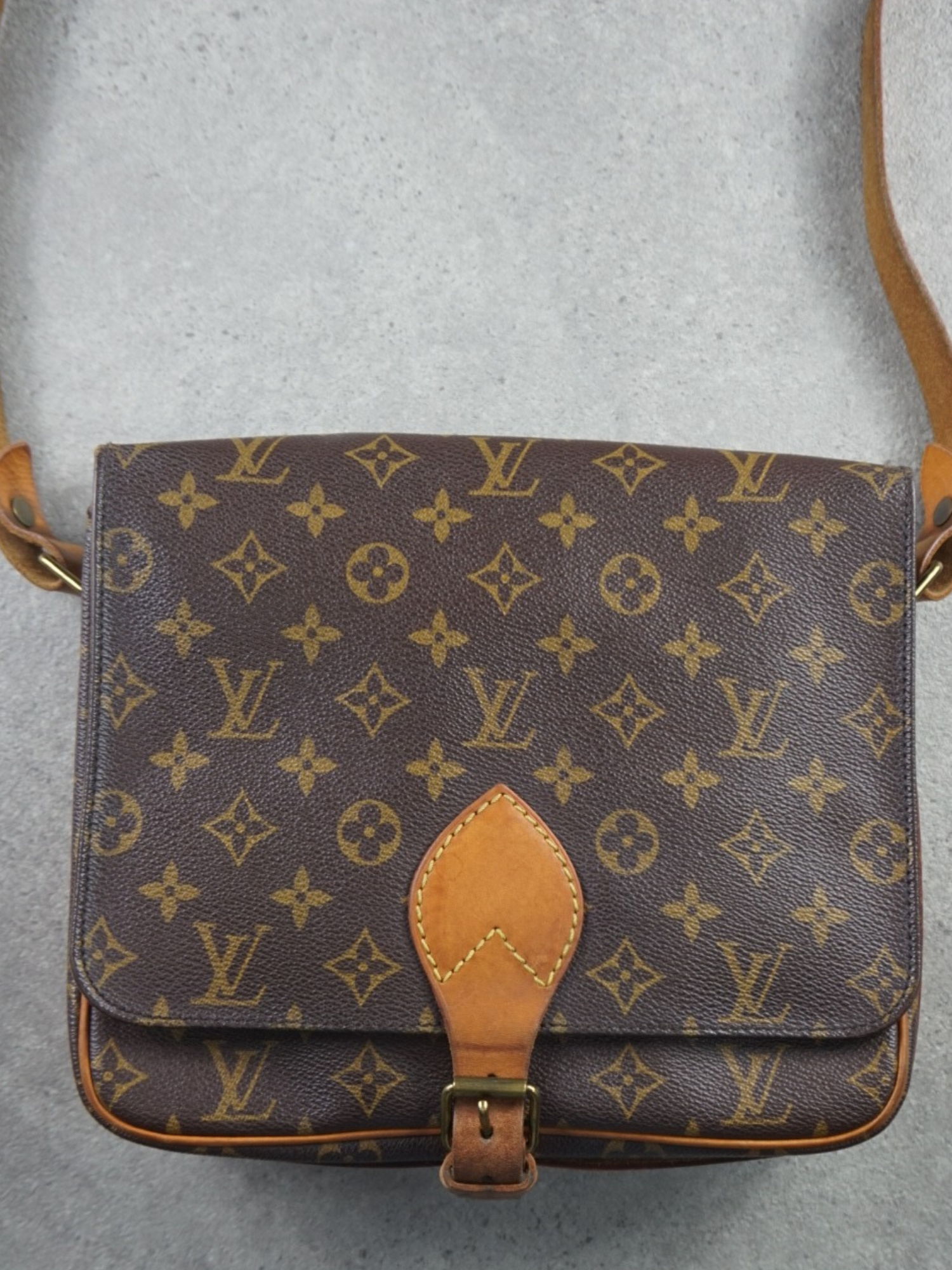 Louis Vuitton Cartouchière