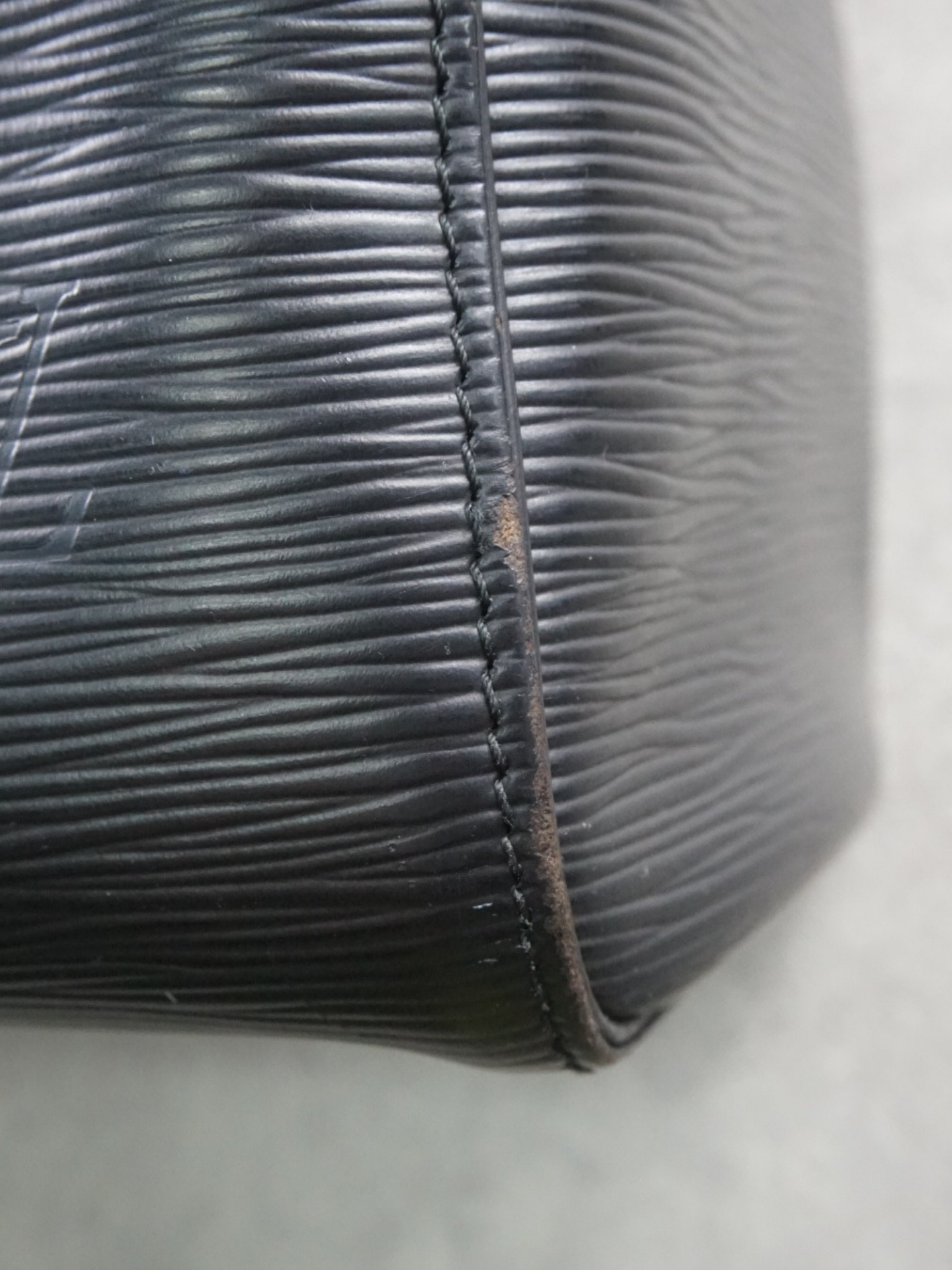 Louis Vuitton Speedy 25 Épi