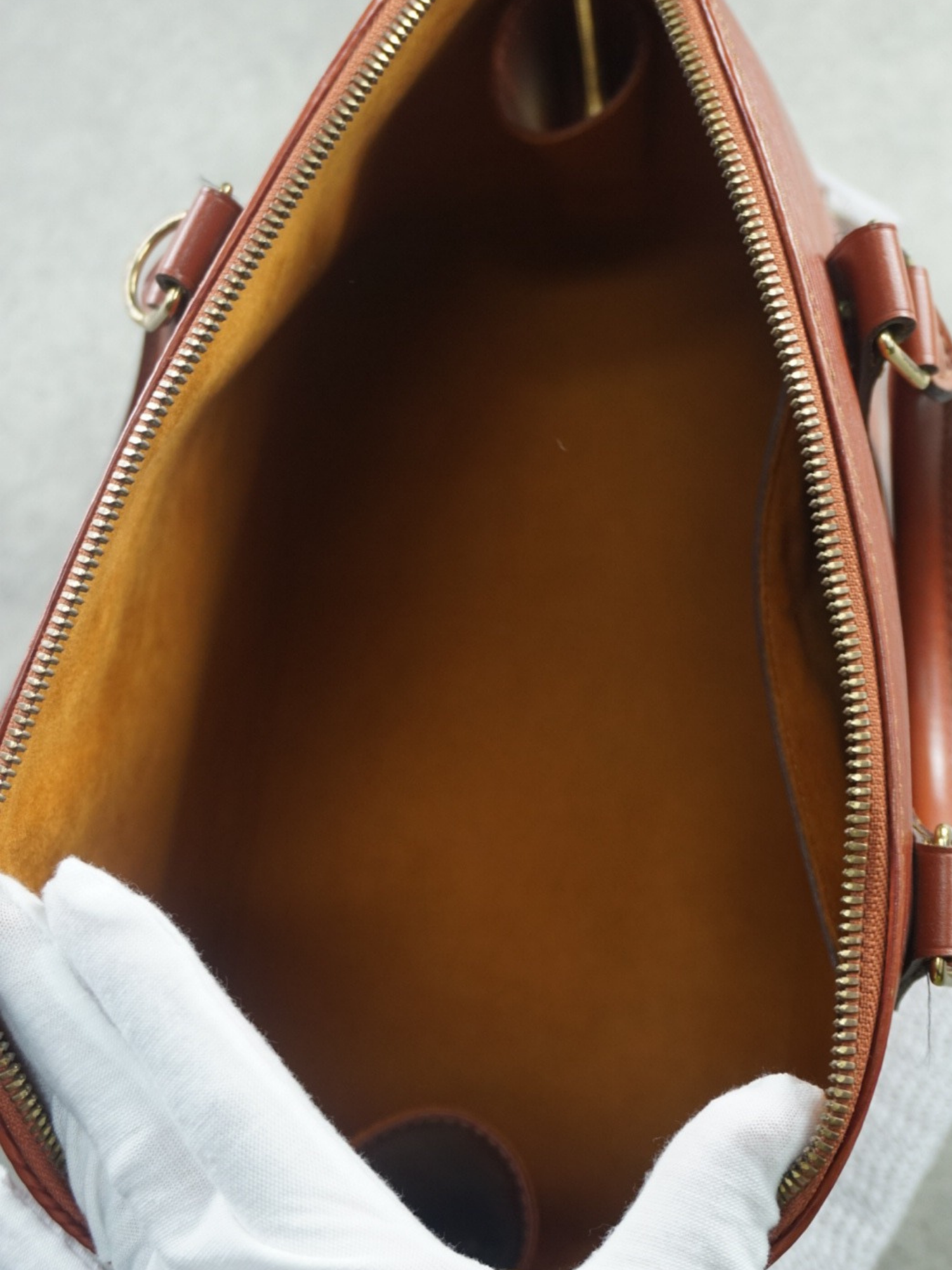 Louis Vuitton Alma PM