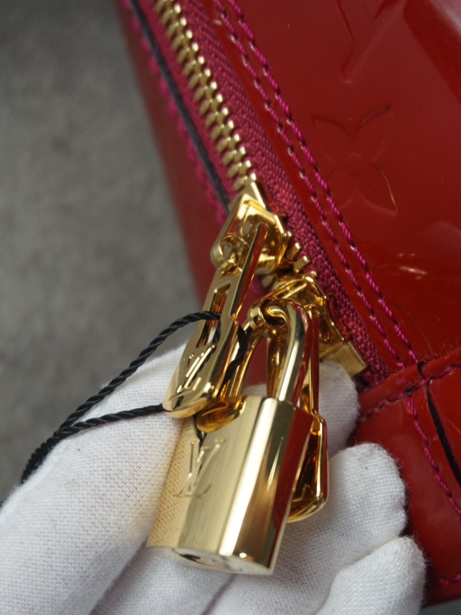 Louis Vuitton Alma Vernis PM