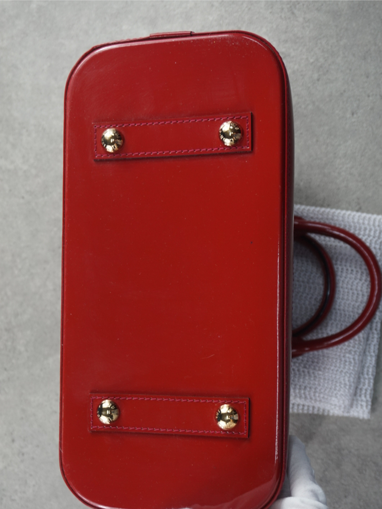 Louis Vuitton Alma Vernis PM